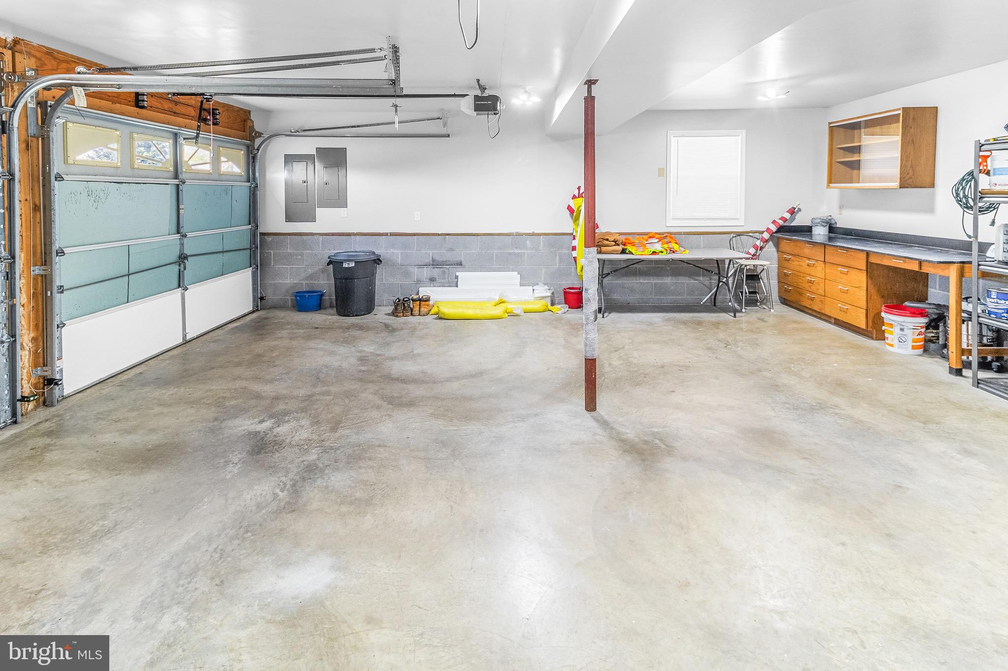 RIDGEFIELD - Residential