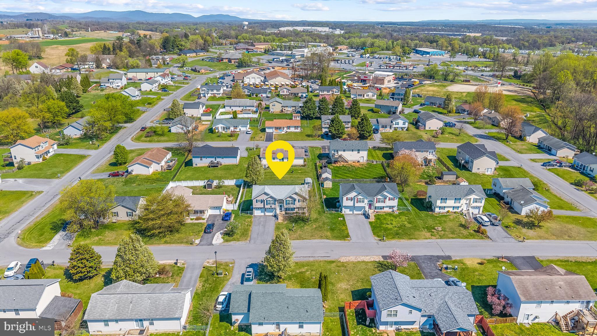 RIDGEFIELD - Residential