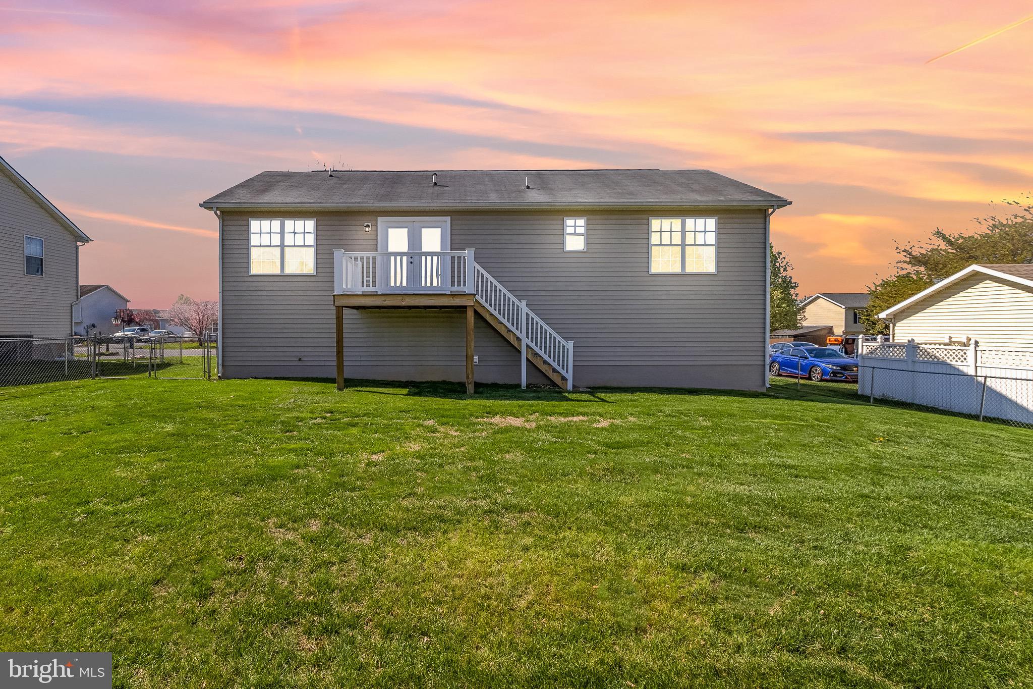 RIDGEFIELD - Residential