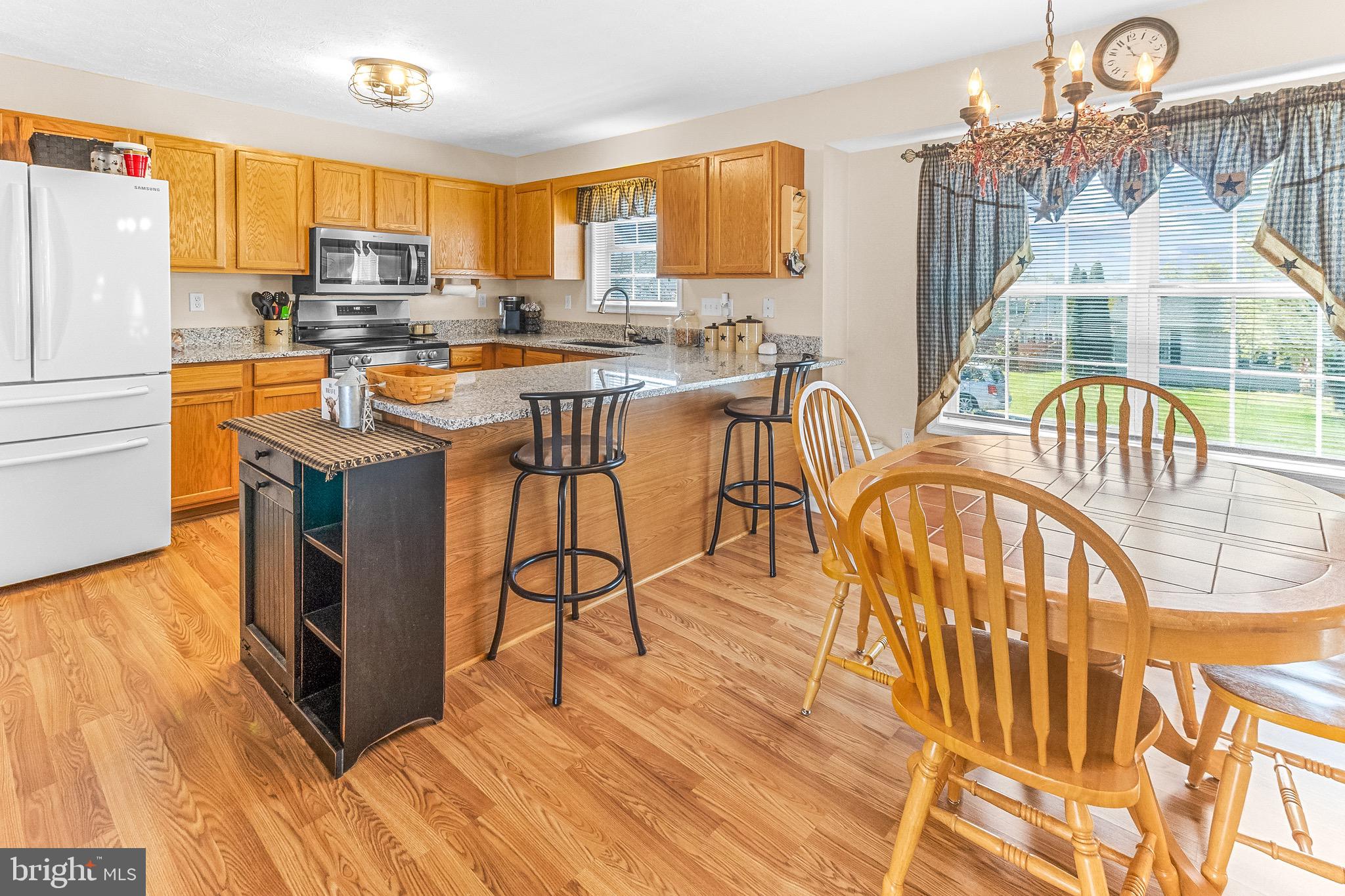 RIDGEFIELD - Residential