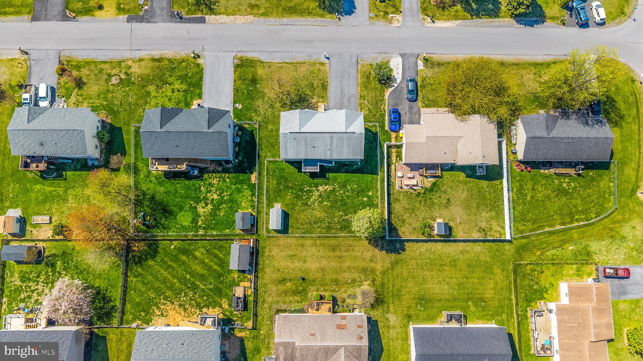 RIDGEFIELD - Residential