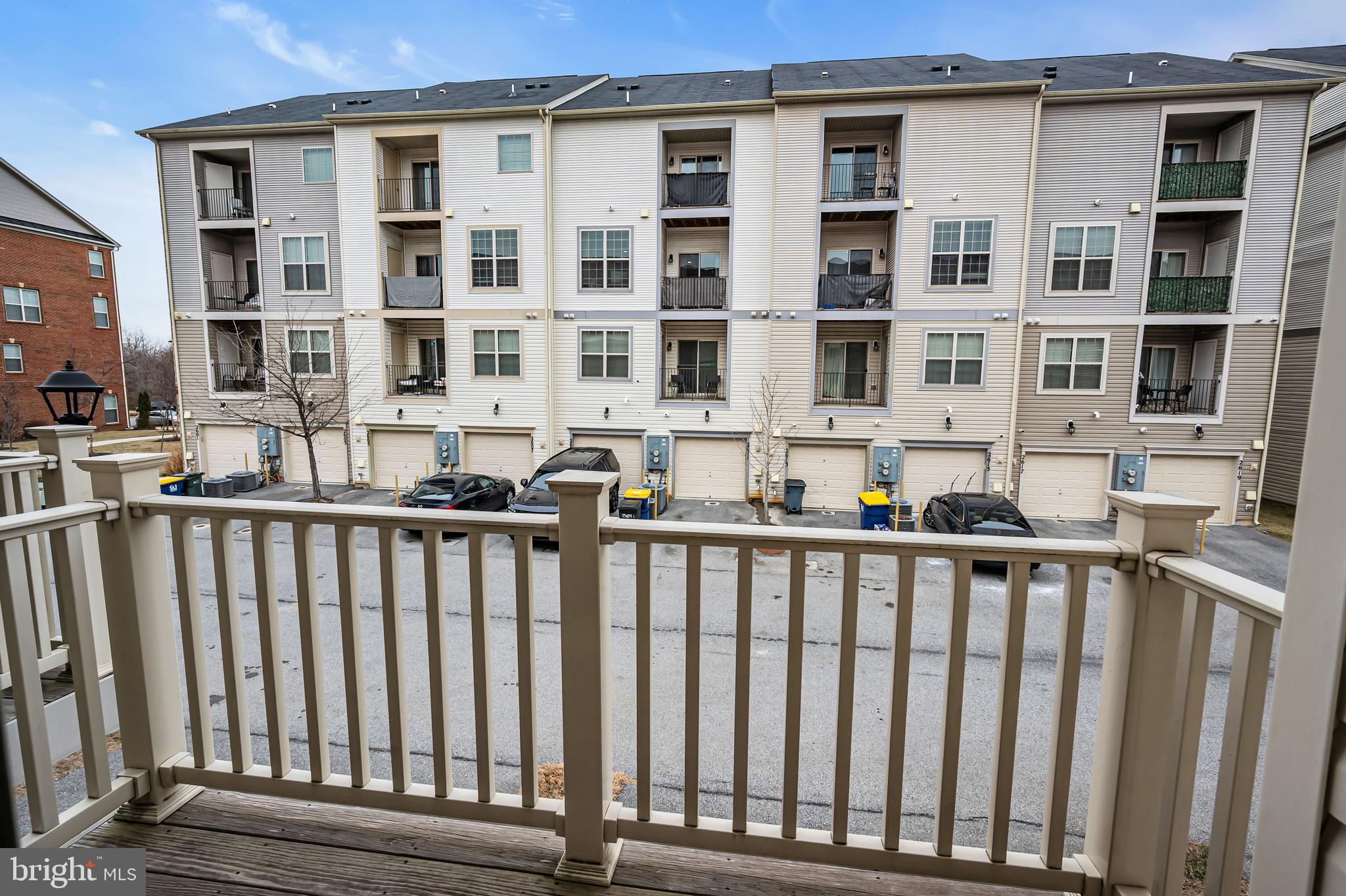 WOODMORE TOWNE CENTRE - Residential Lease