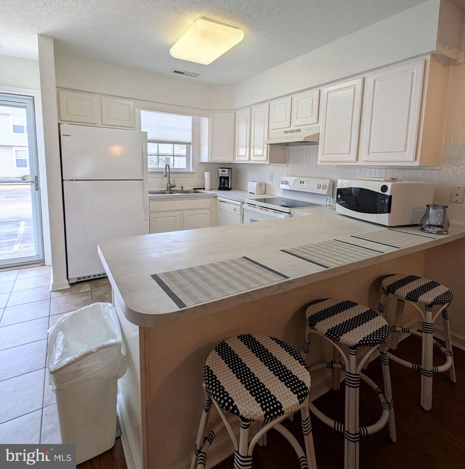 38173 BEACHWOOD COURT 64