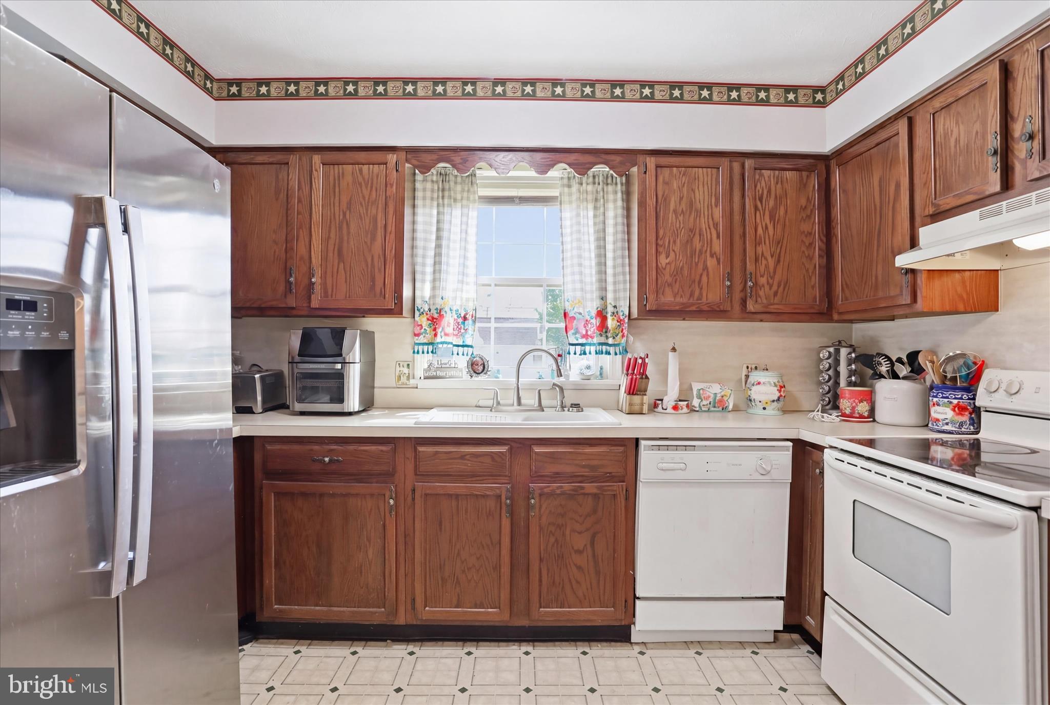 CHERRY GROVE - Residential