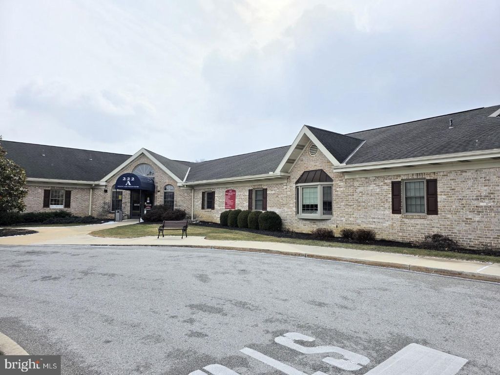 Photo of 222 Willow Valley Lakes Drive #1800, WILLOW STREET, PA 17584 (MLS # PALA2065072)