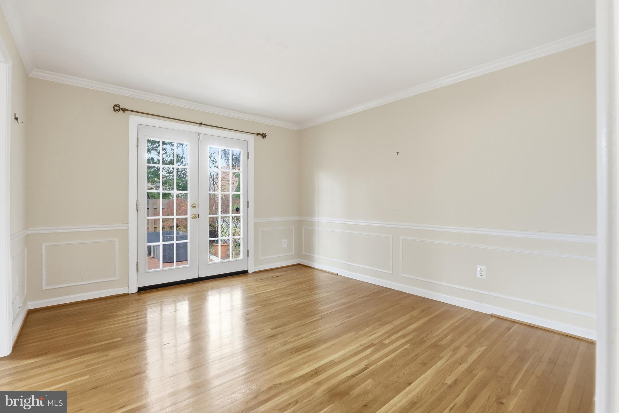 NORBECK MANOR - Residential