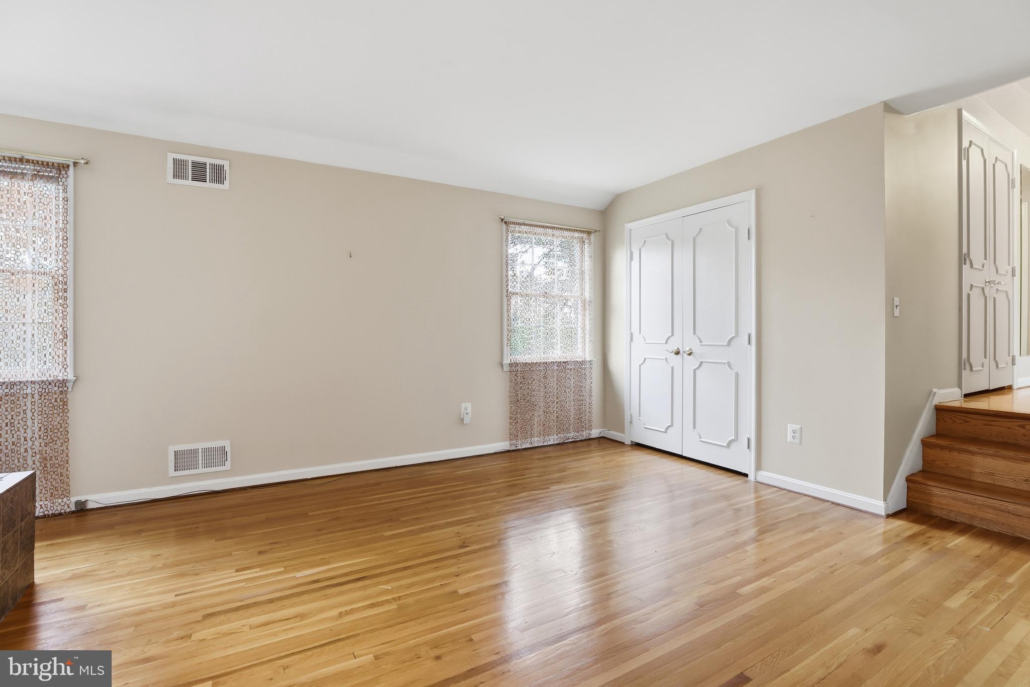 NORBECK MANOR - Residential