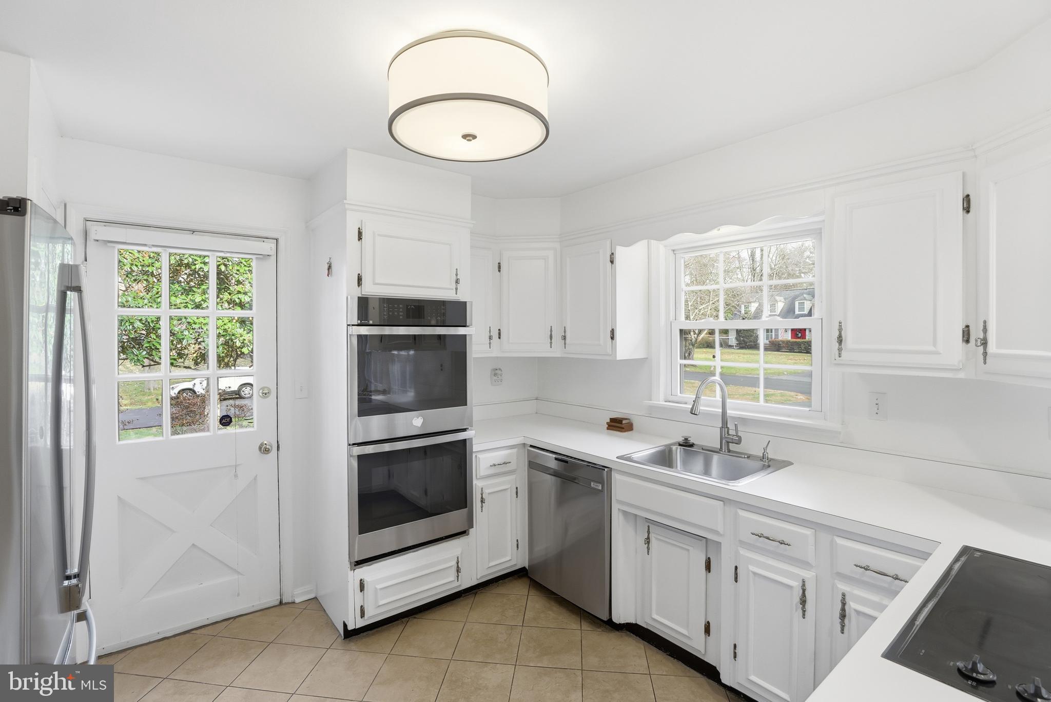 NORBECK MANOR - Residential