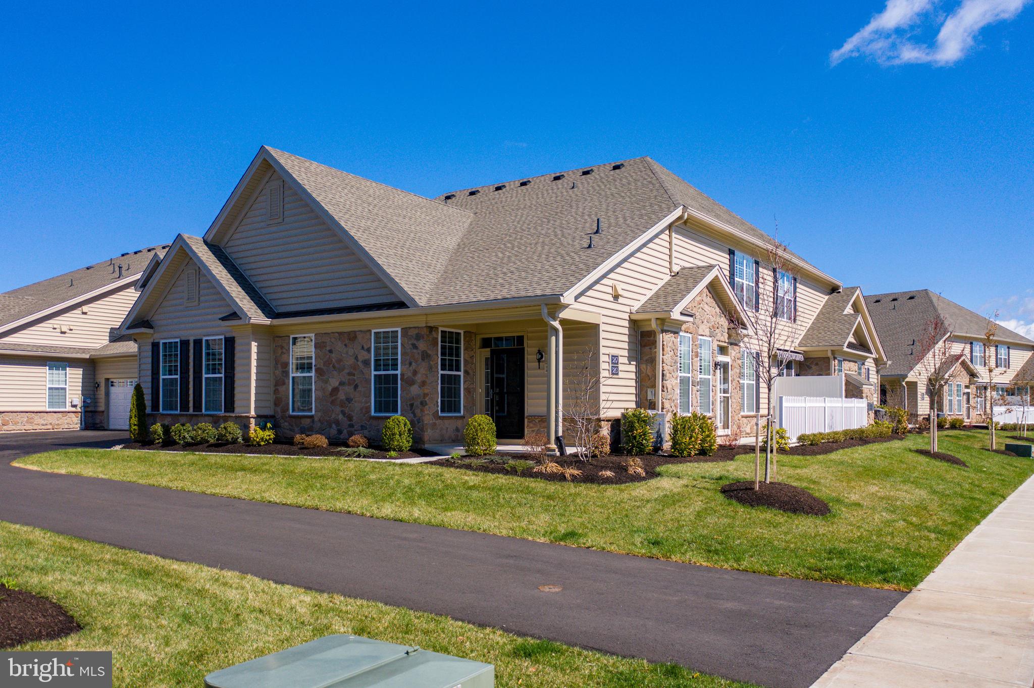 REGENCY AT HILLTOWN - Residential