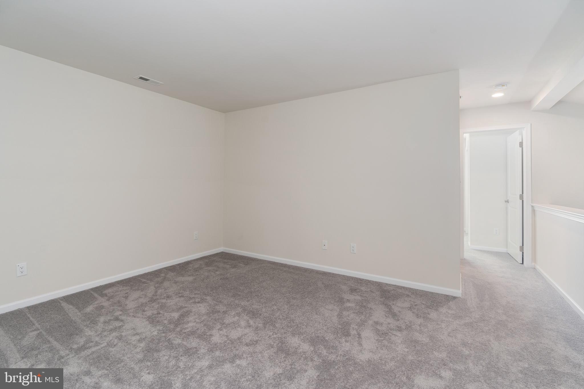 REGENCY AT HILLTOWN - Residential