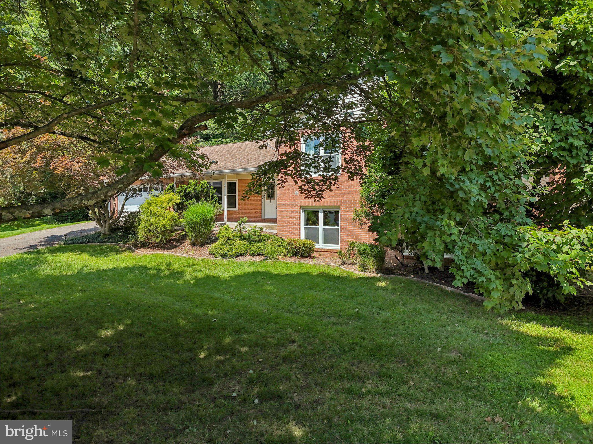 COLLINGTON CLUSTER - Residential