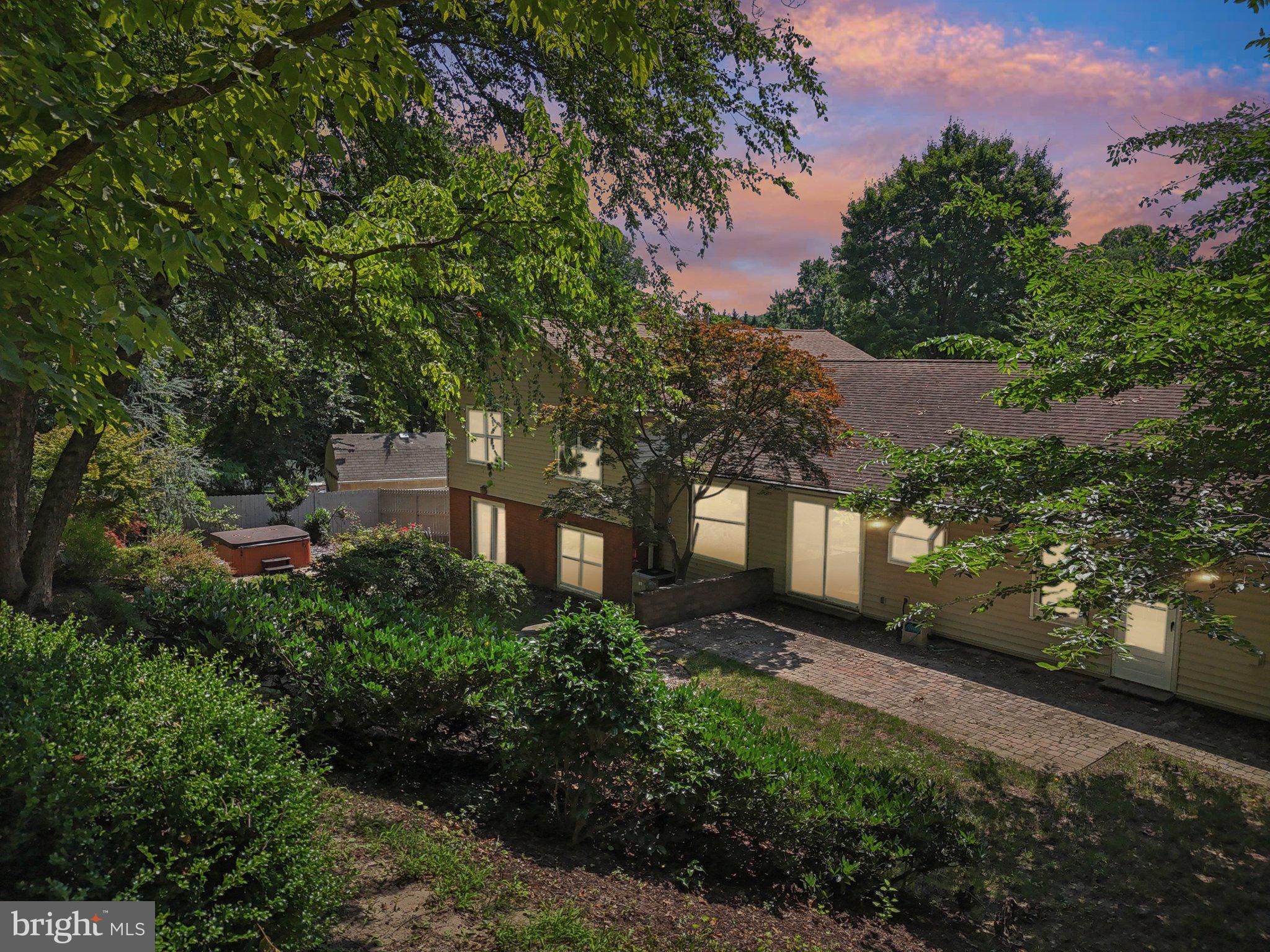 COLLINGTON CLUSTER - Residential