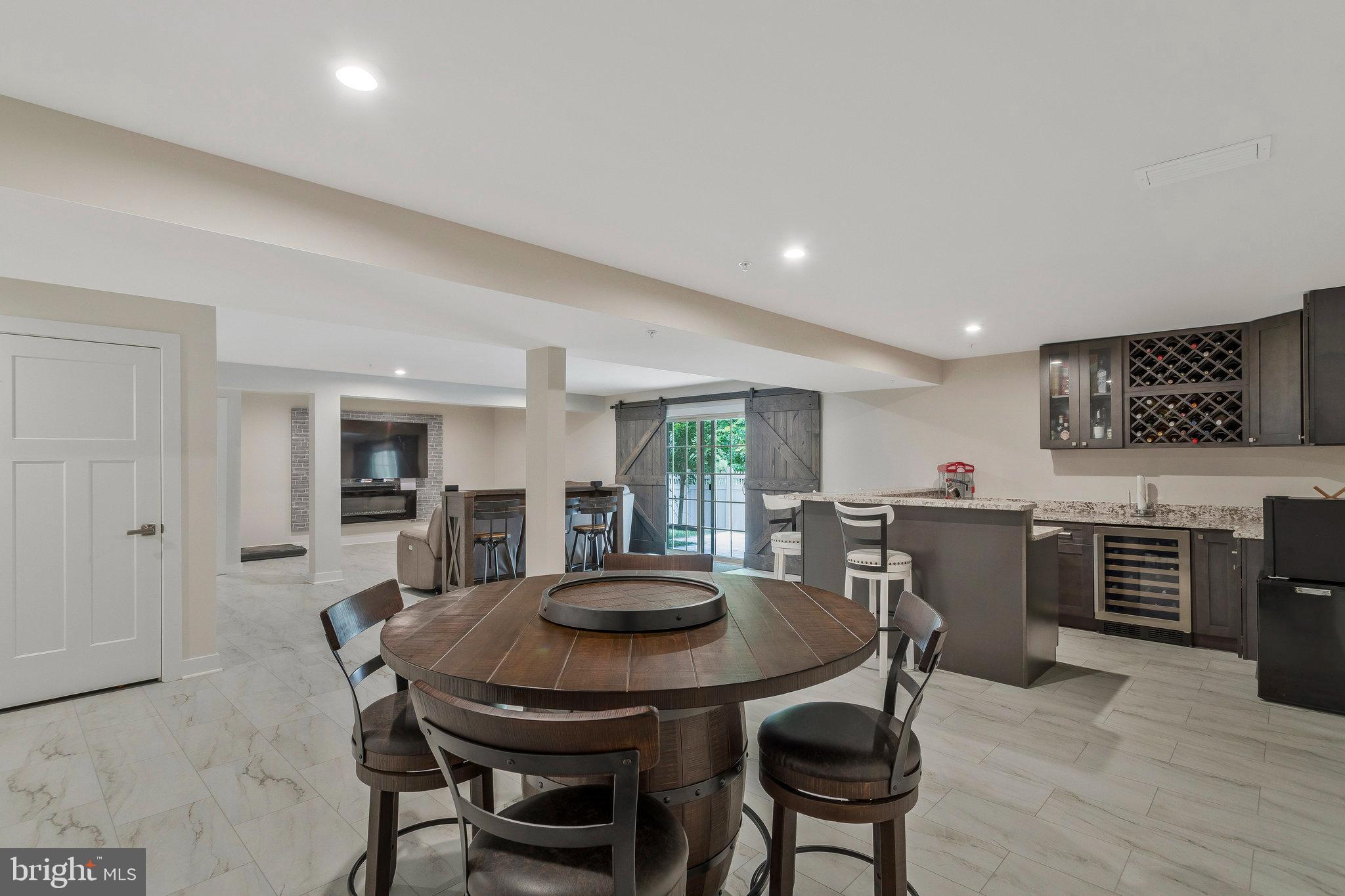 TIMOTHY BRANCH SINGLES - Residential