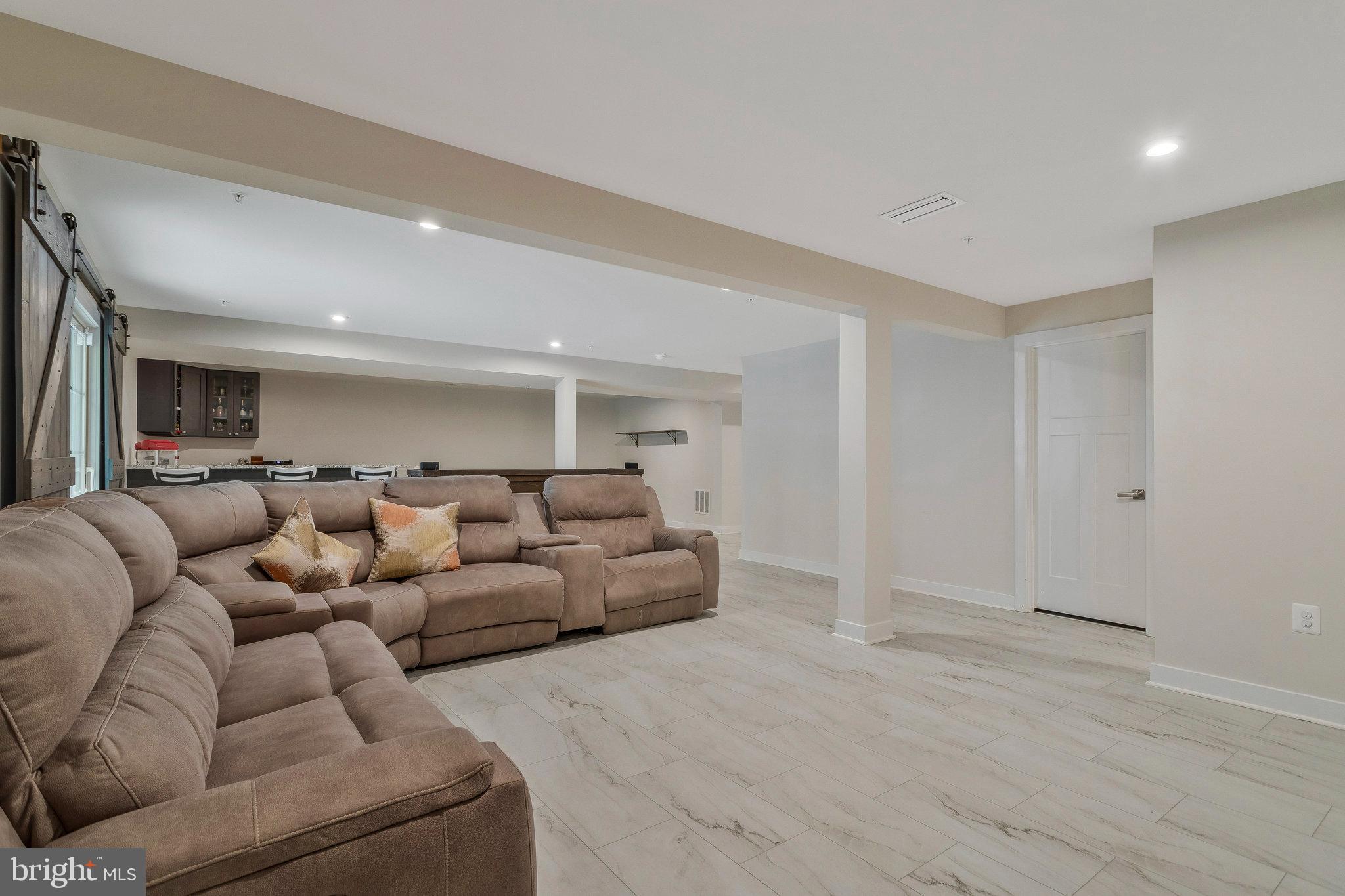 TIMOTHY BRANCH SINGLES - Residential