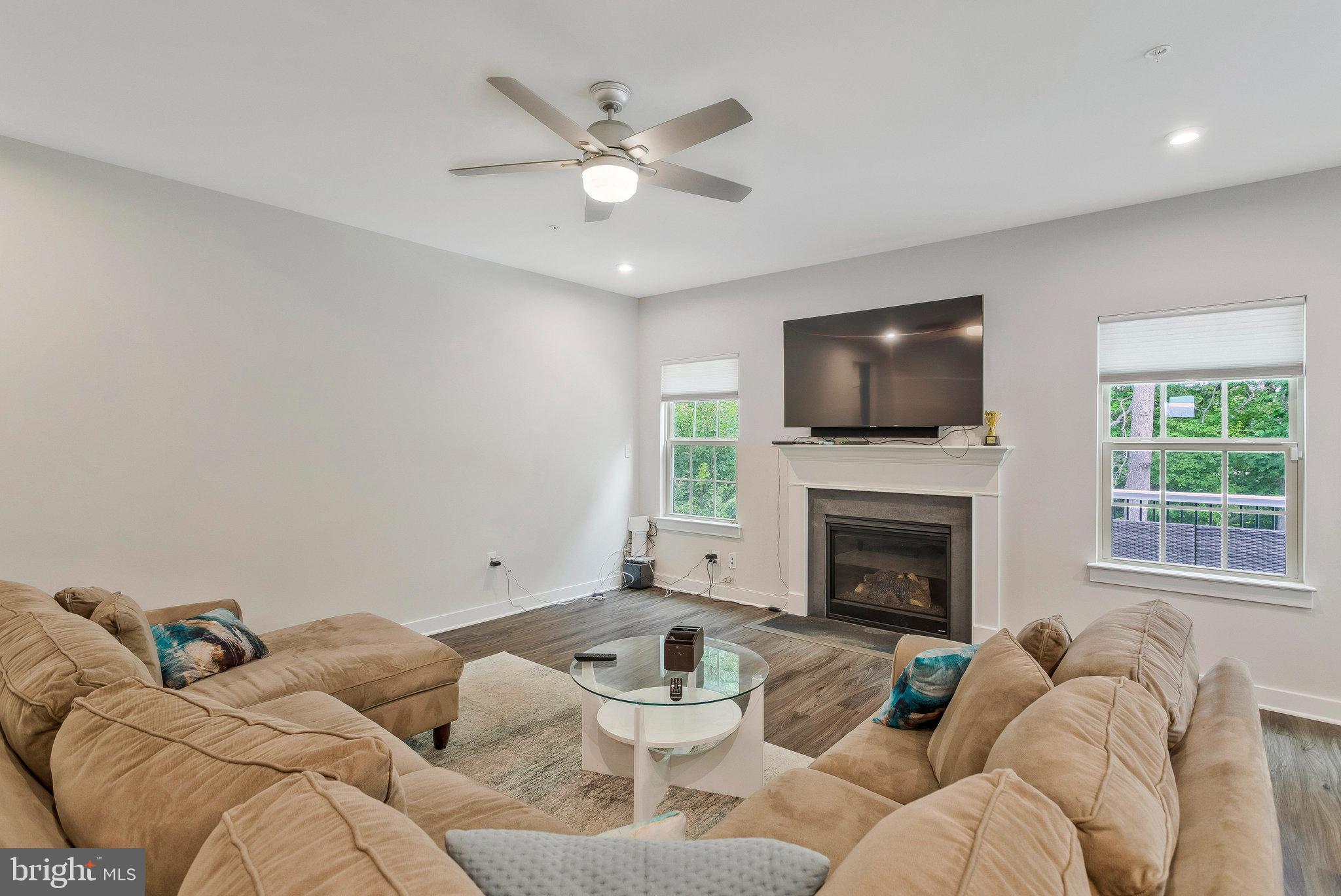 TIMOTHY BRANCH SINGLES - Residential