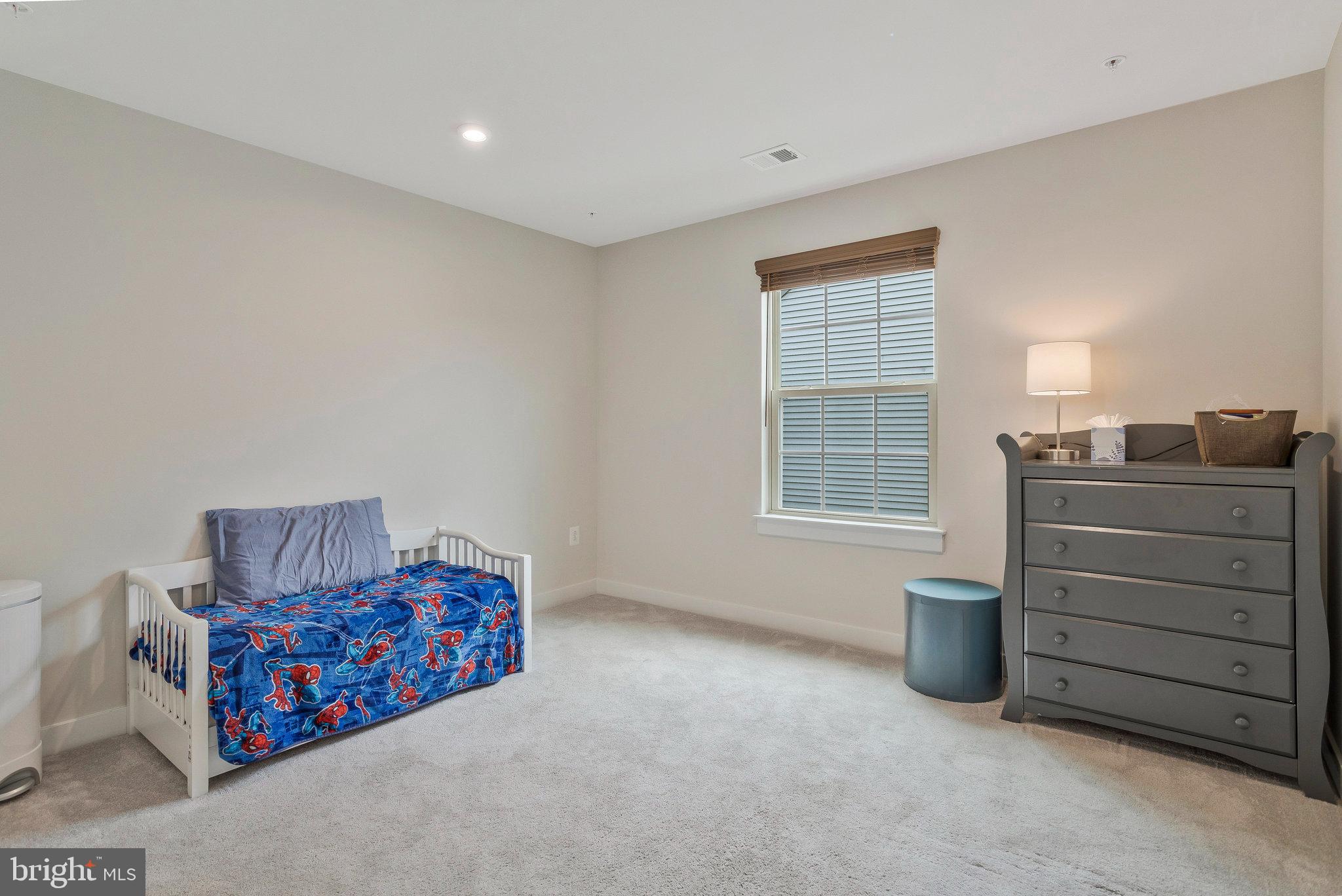 TIMOTHY BRANCH SINGLES - Residential