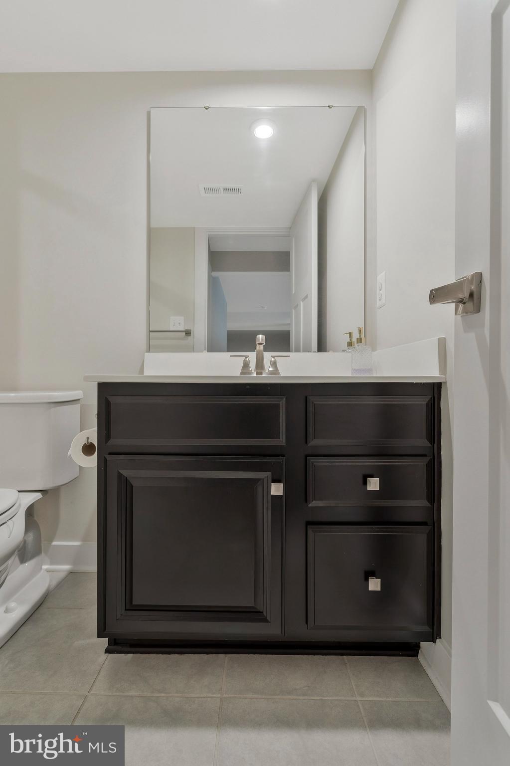 TIMOTHY BRANCH SINGLES - Residential