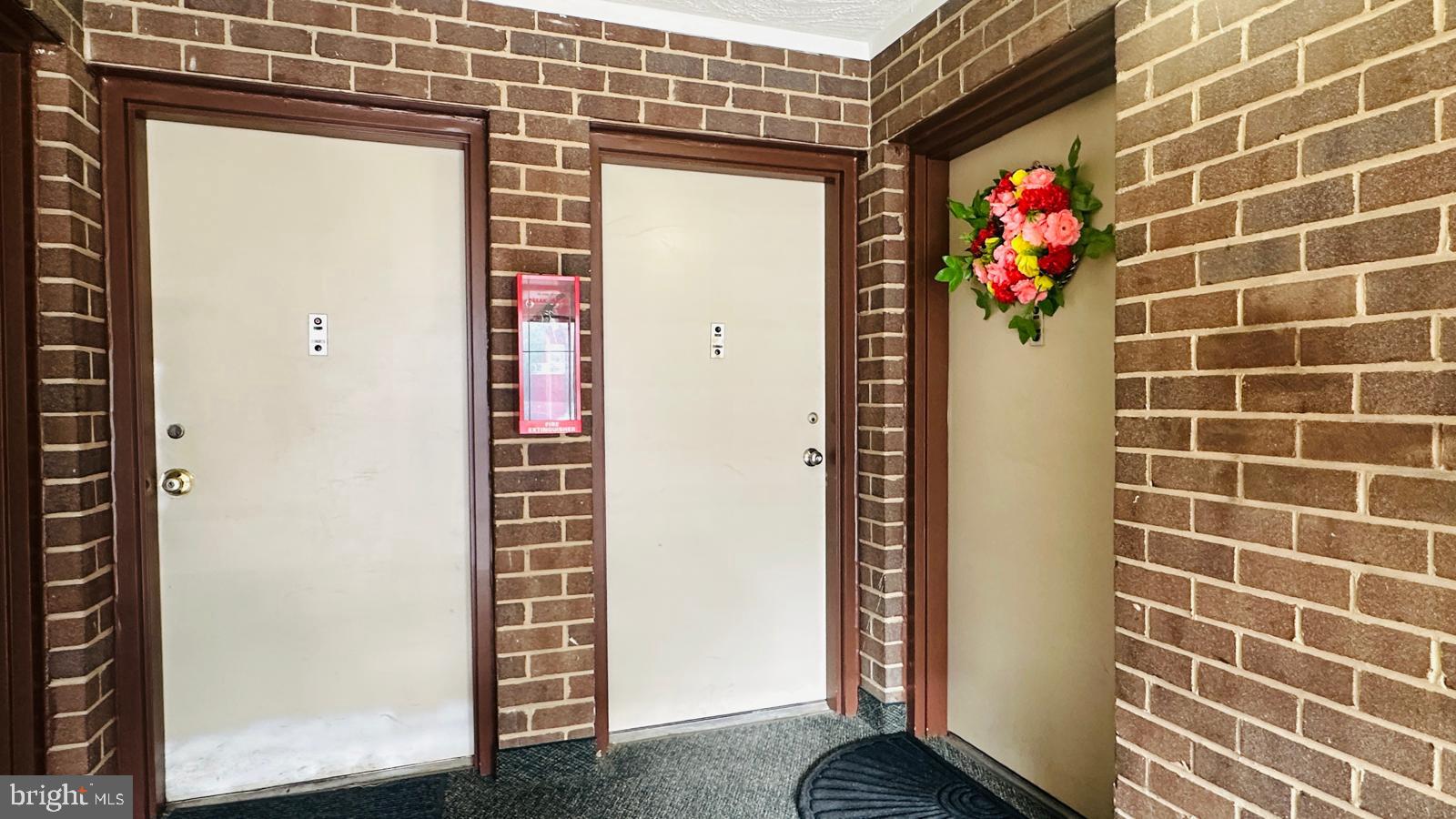 OCCOQUAN RIDGE CONDO - Residential