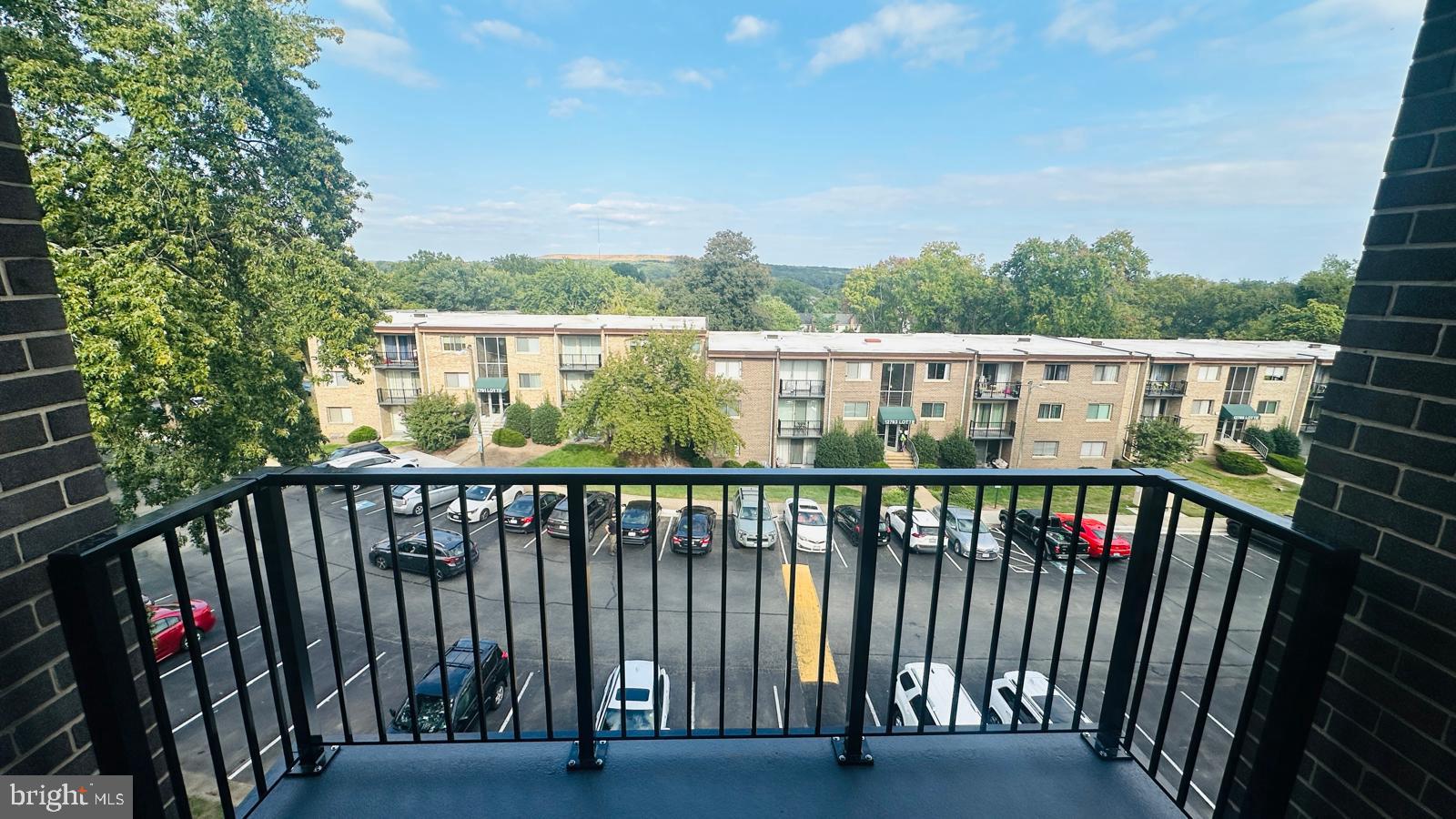 OCCOQUAN RIDGE CONDO - Residential