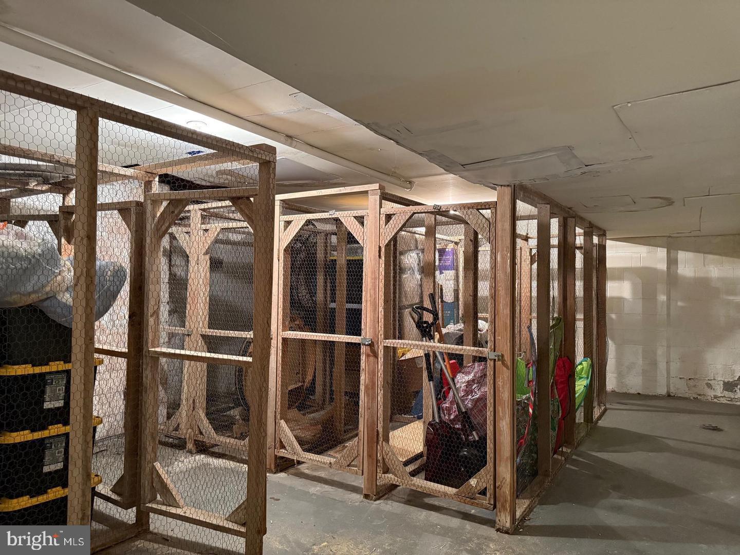 OCCOQUAN RIDGE CONDO - Residential