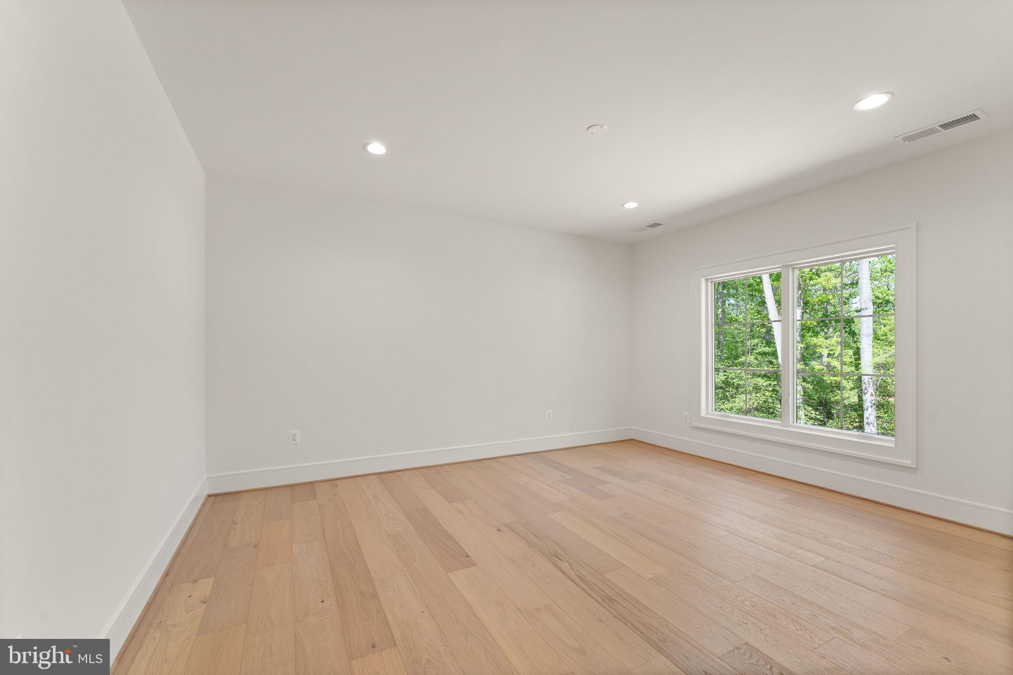 BEACH MILL ESTATES - Residential