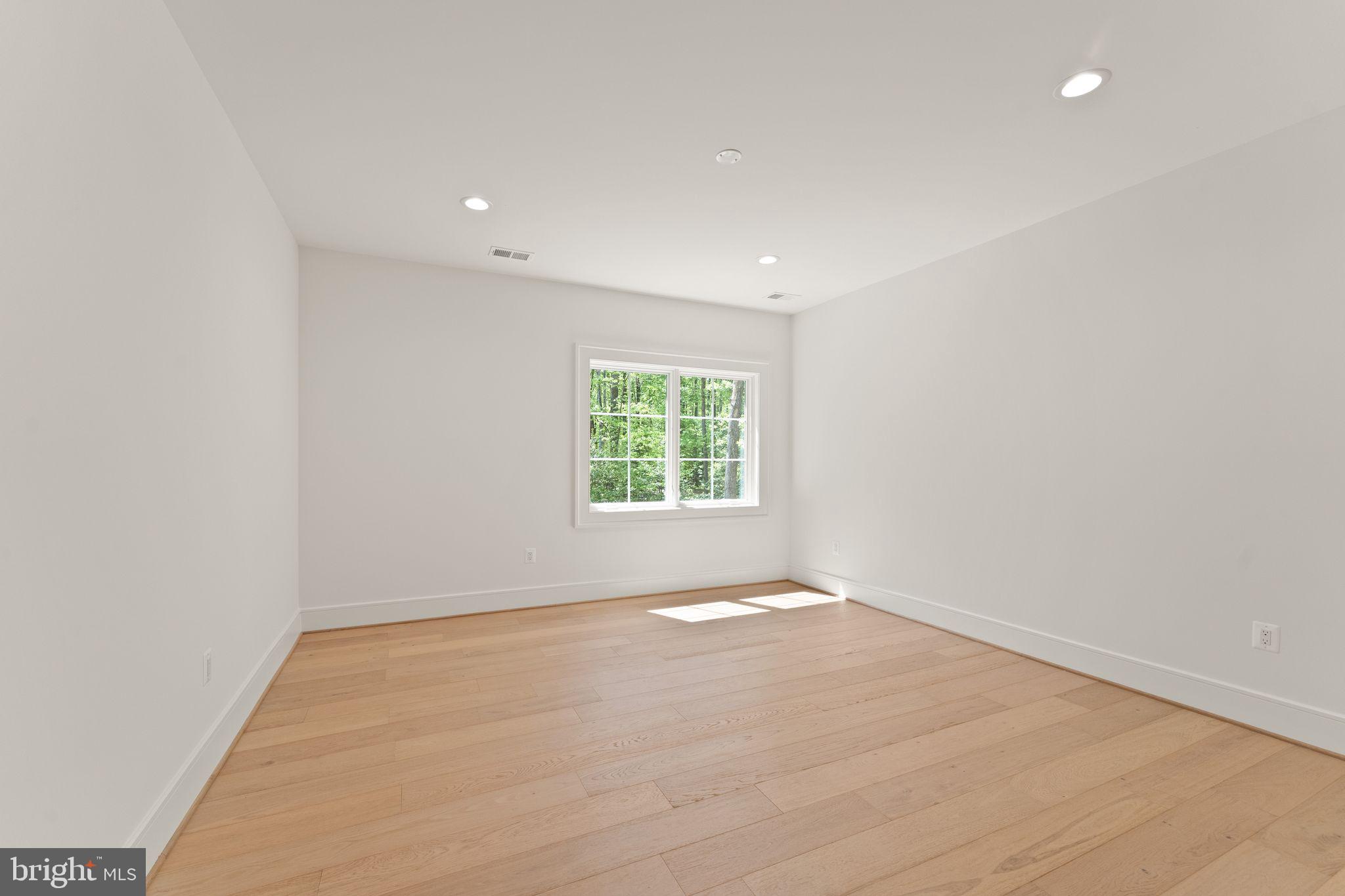 BEACH MILL ESTATES - Residential