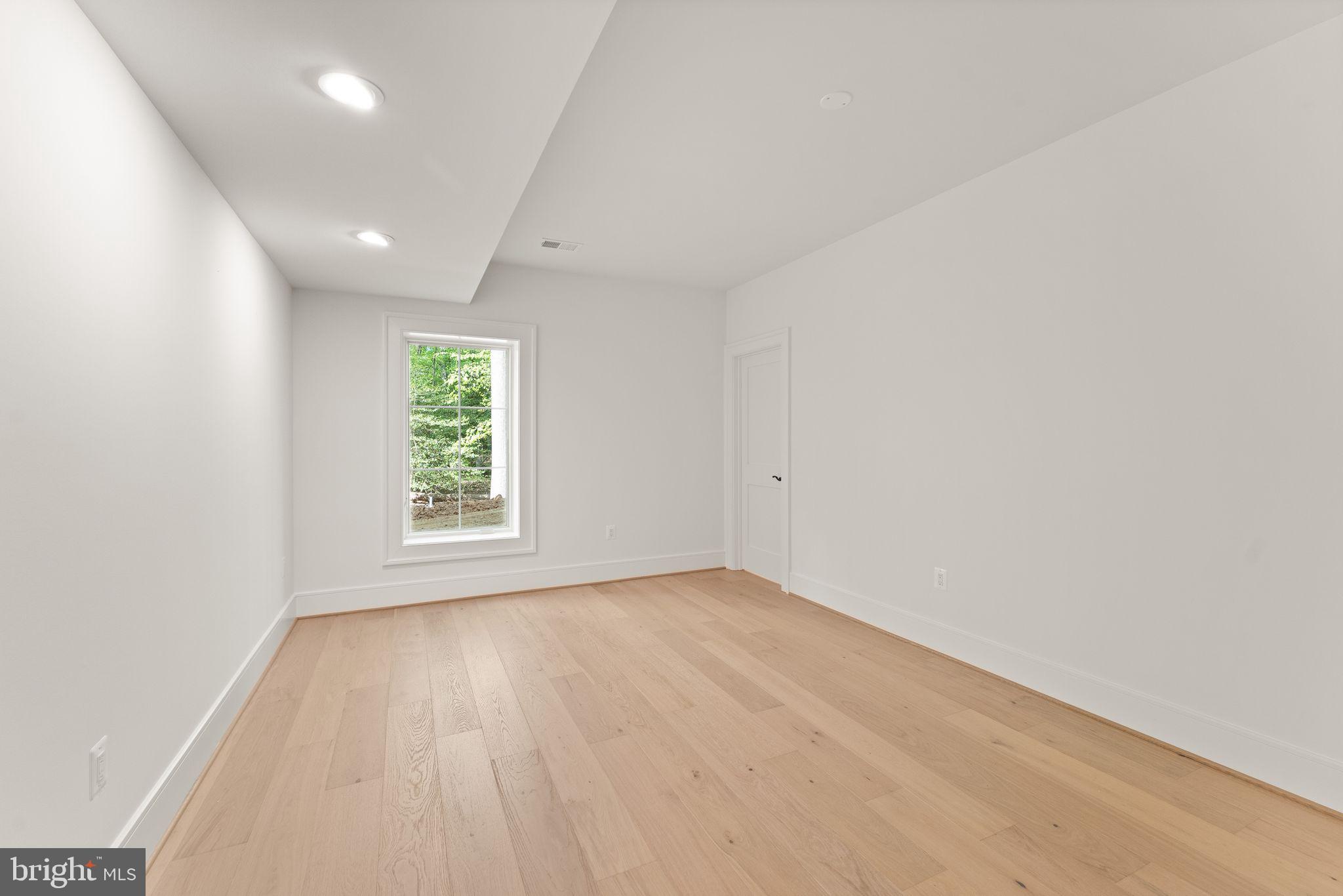 BEACH MILL ESTATES - Residential