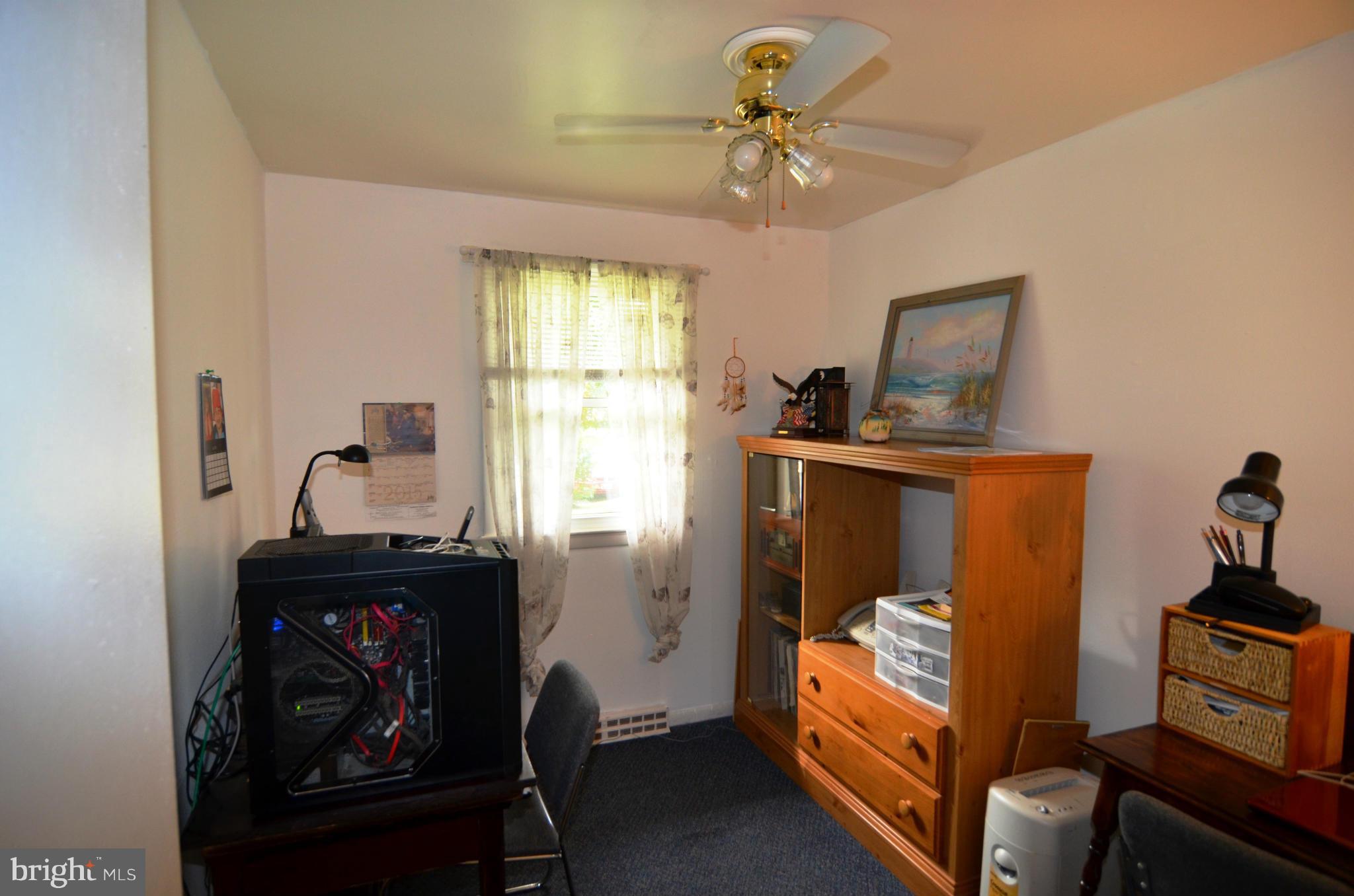 NORTH INDIAN HEAD ESTATES - Residential Lease