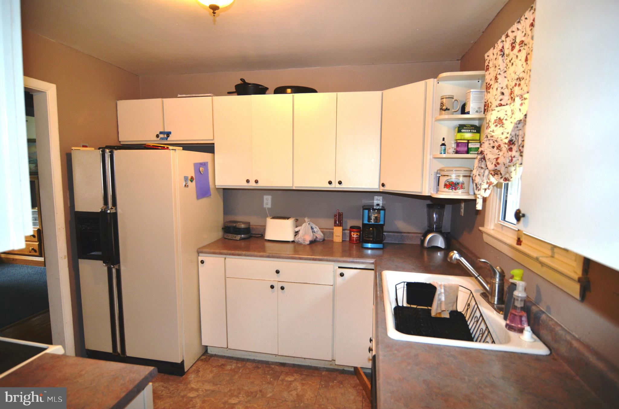 NORTH INDIAN HEAD ESTATES - Residential Lease