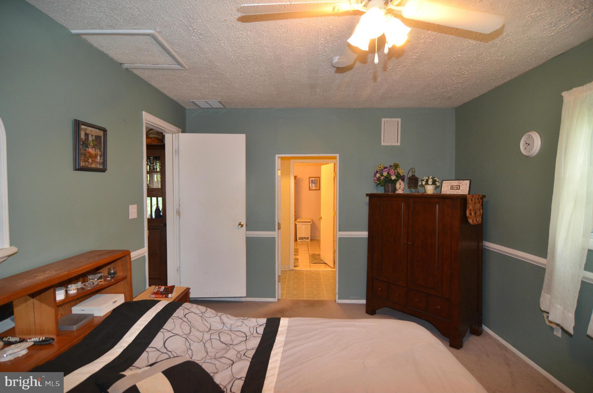 NORTH INDIAN HEAD ESTATES - Residential Lease