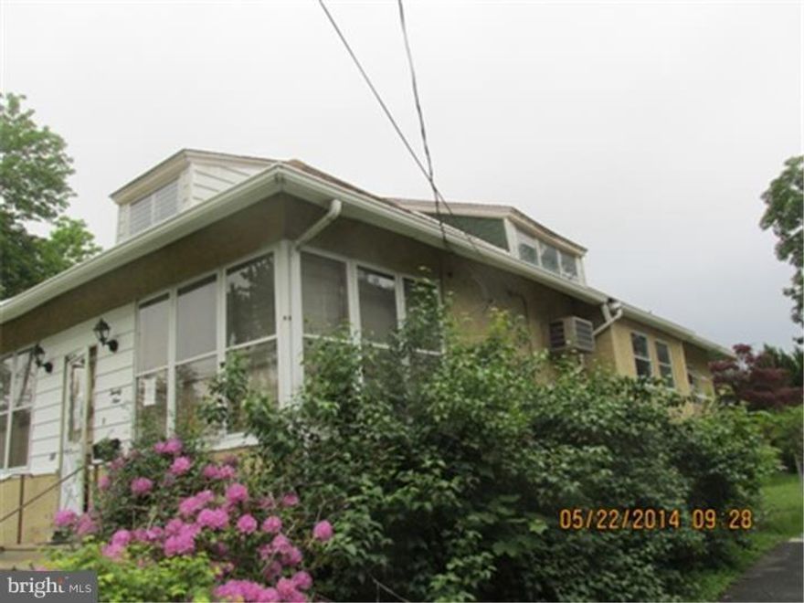 The lowest priced single in Aldan Borough is awaiting your personal touches!  With some sweat equity and vision this bungalow situated on a quiet tree-lined street could be great for the first time home buyer or investor!  Property to be sold in "as-is" condition - Buyer responsible for U&O and any inspections.   Subject to recorded sherrifs deed.