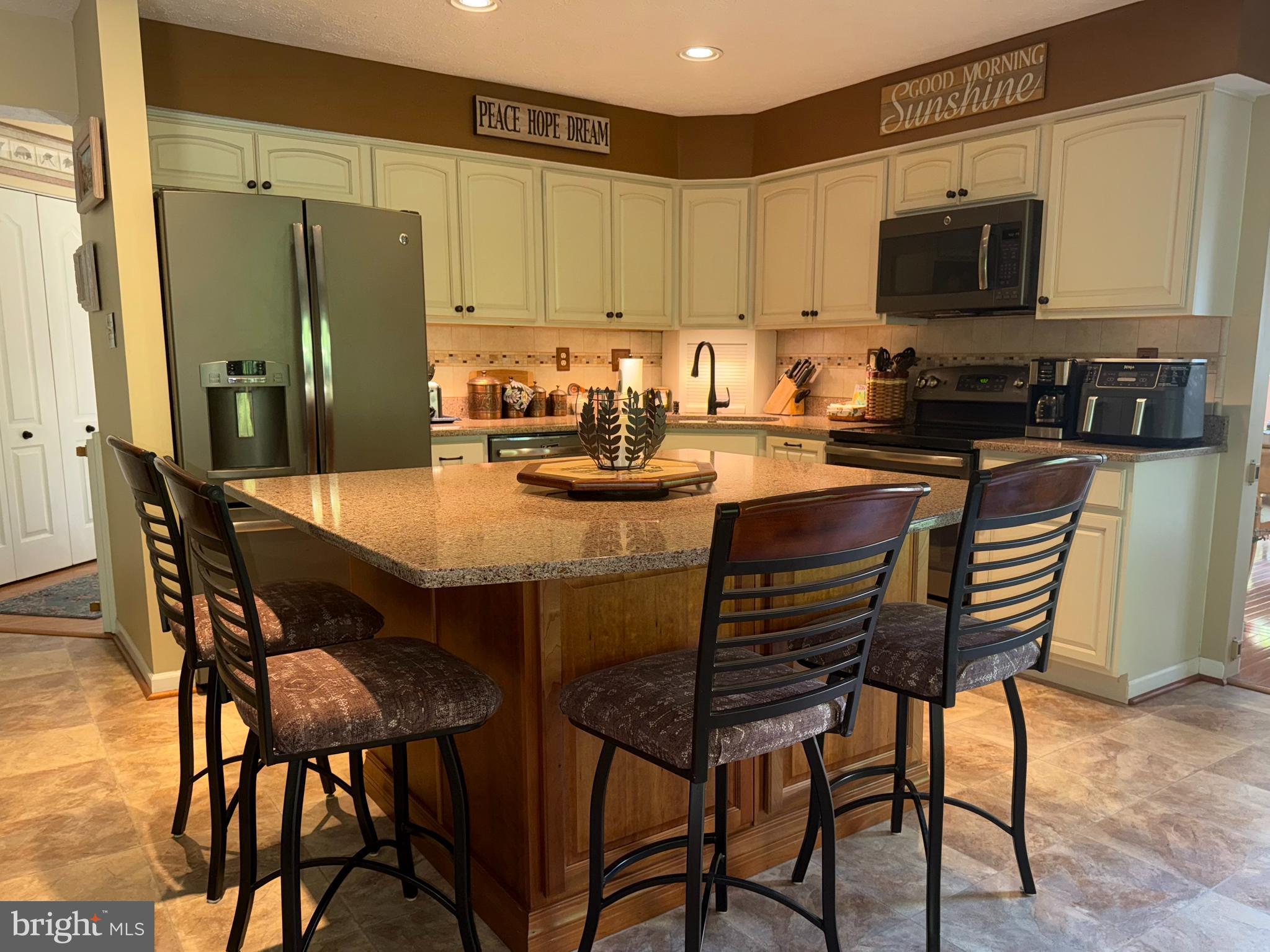 RICHFIELD STATION VILLAGE - Residential