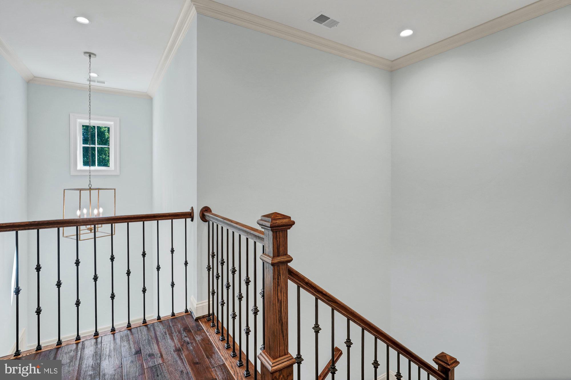 EUDORA - Residential