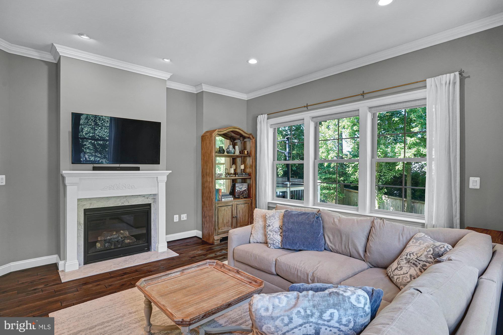 EUDORA - Residential