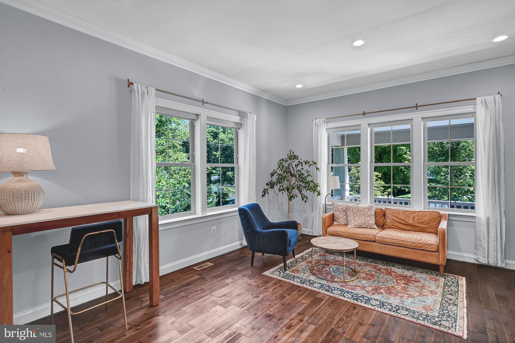 EUDORA - Residential