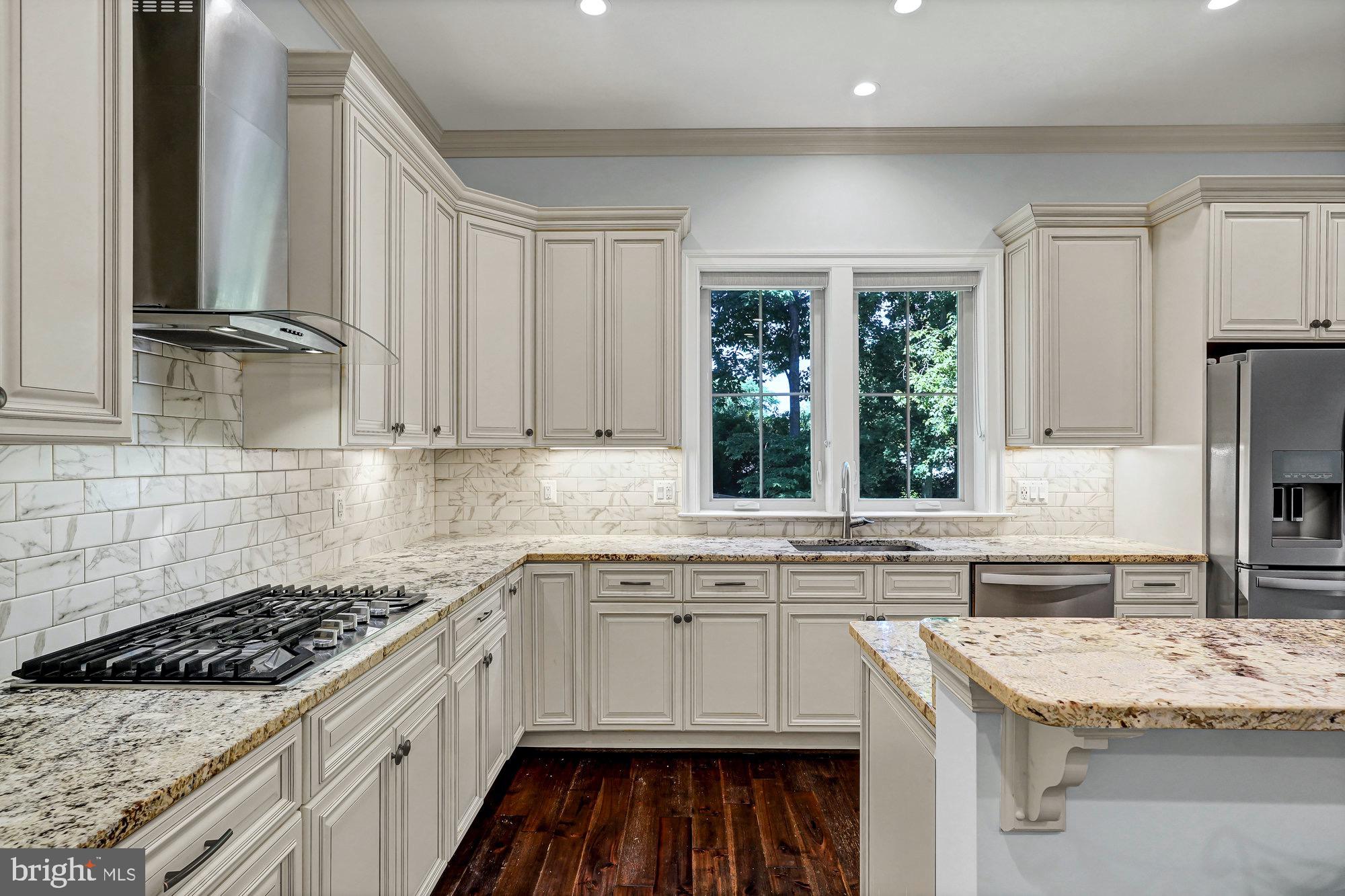 EUDORA - Residential