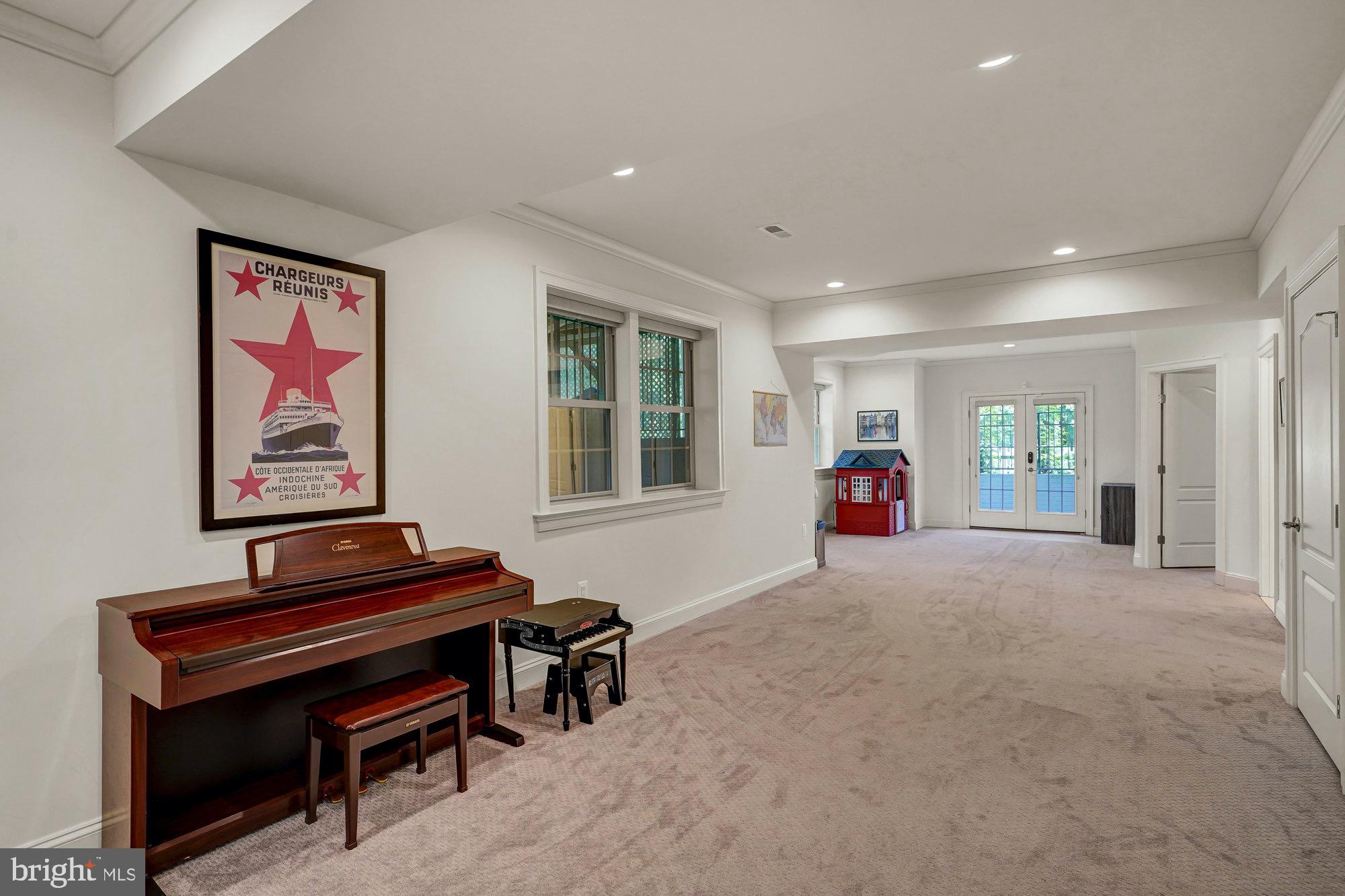 EUDORA - Residential