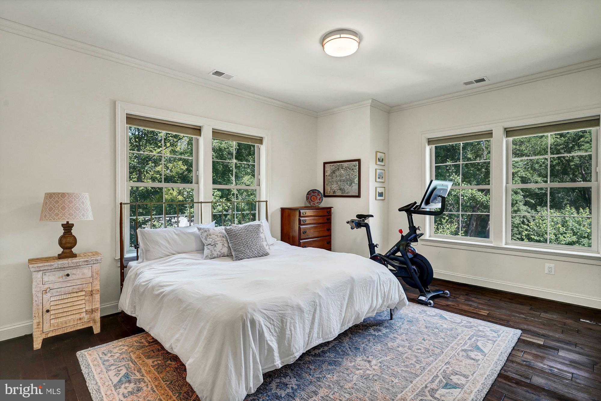 EUDORA - Residential