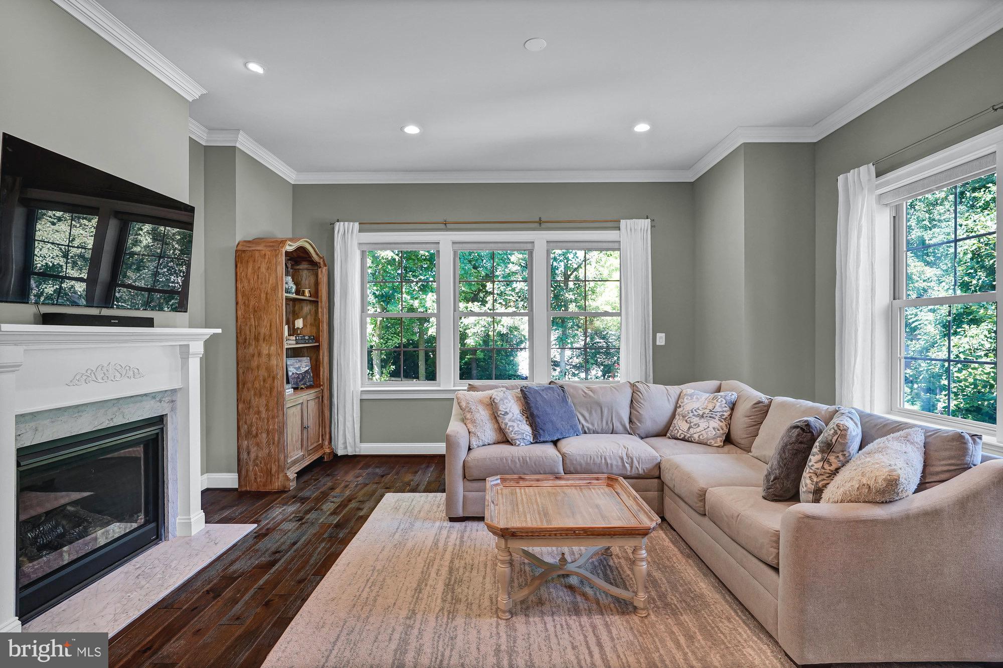 EUDORA - Residential