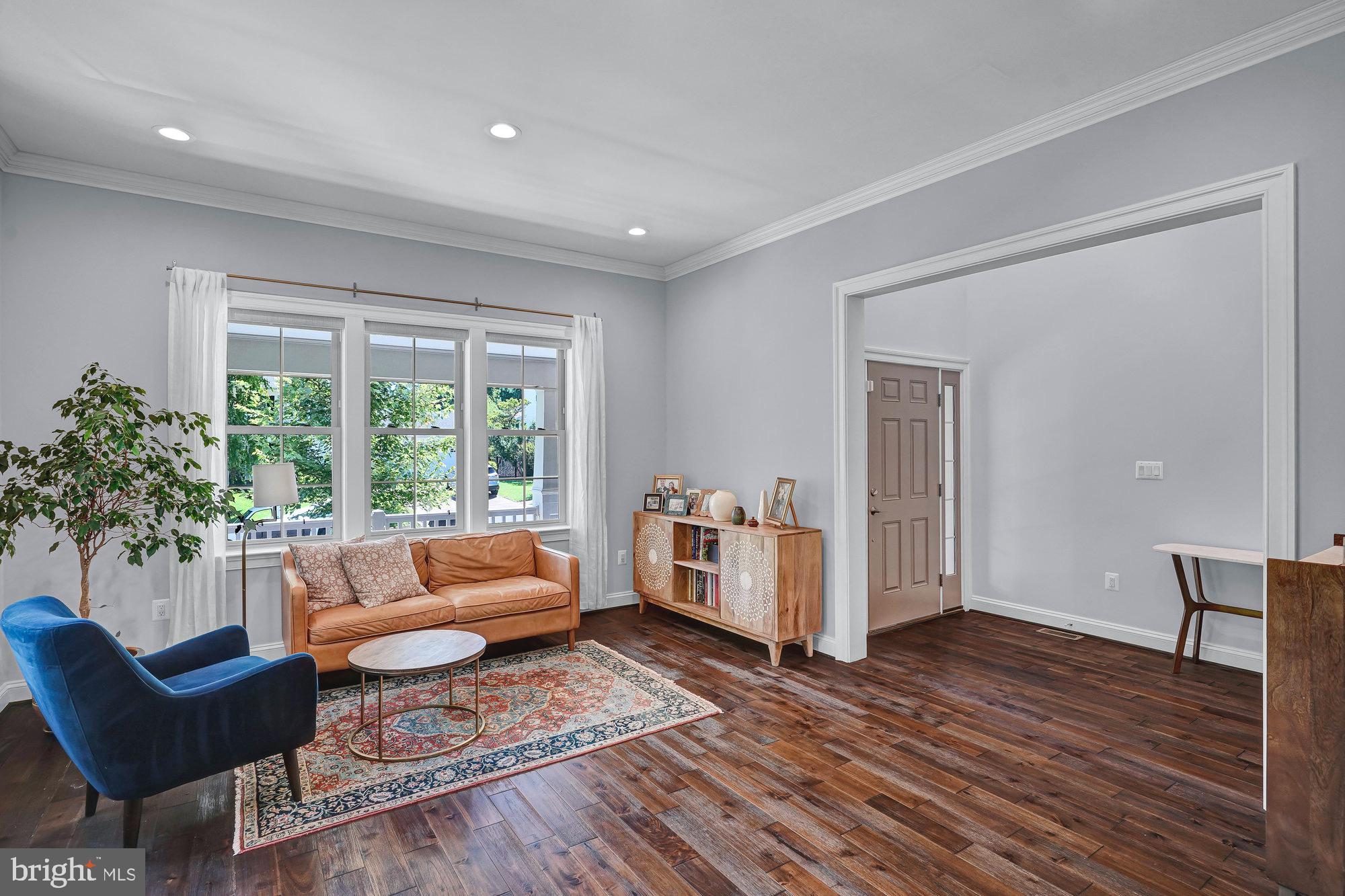 EUDORA - Residential