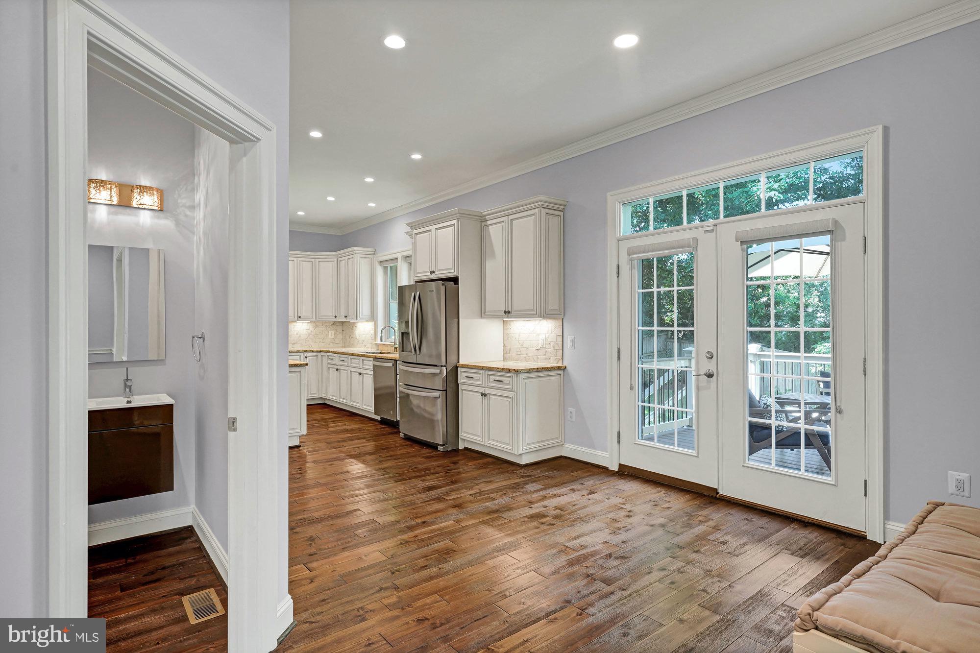 EUDORA - Residential