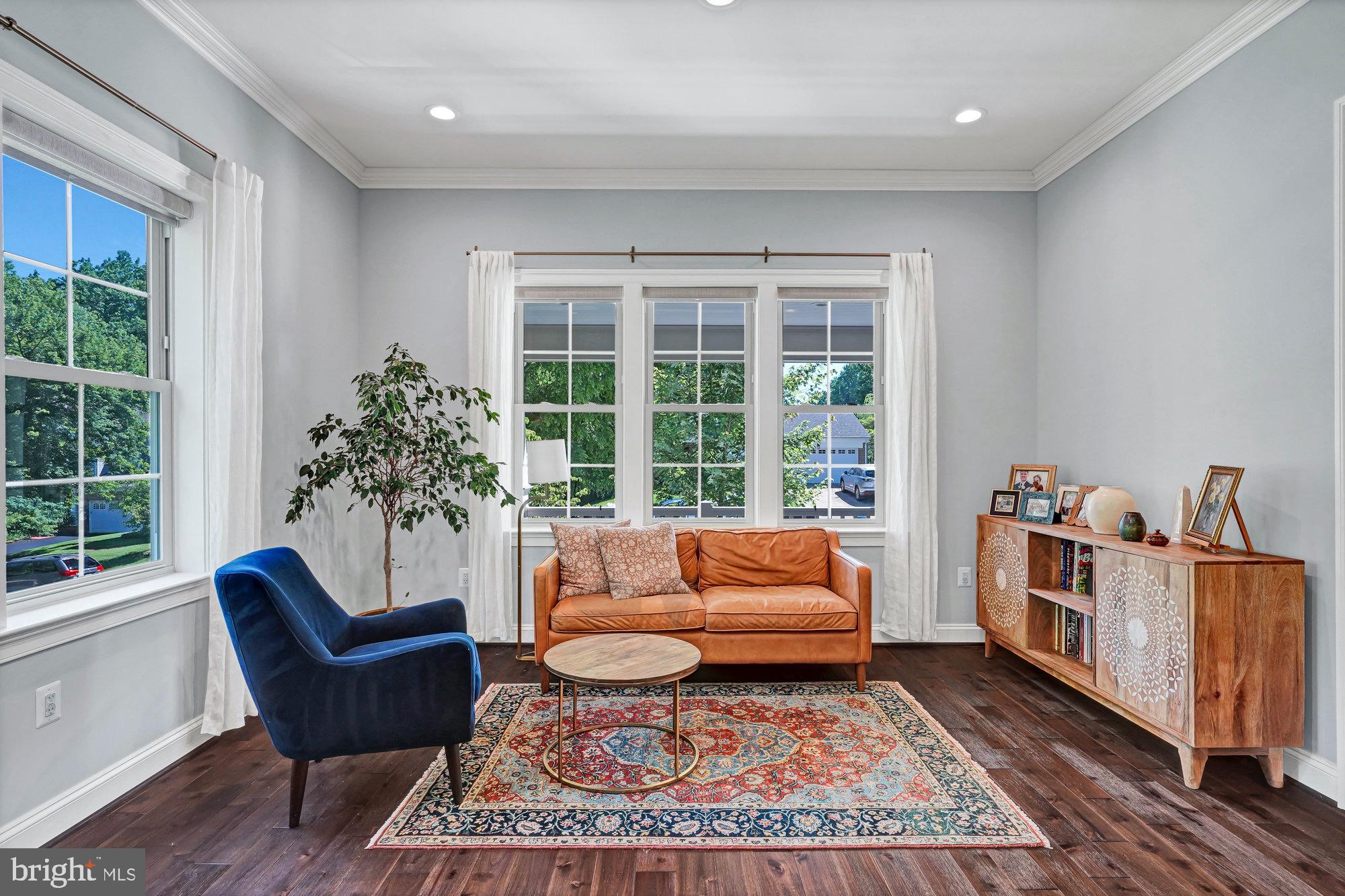 EUDORA - Residential