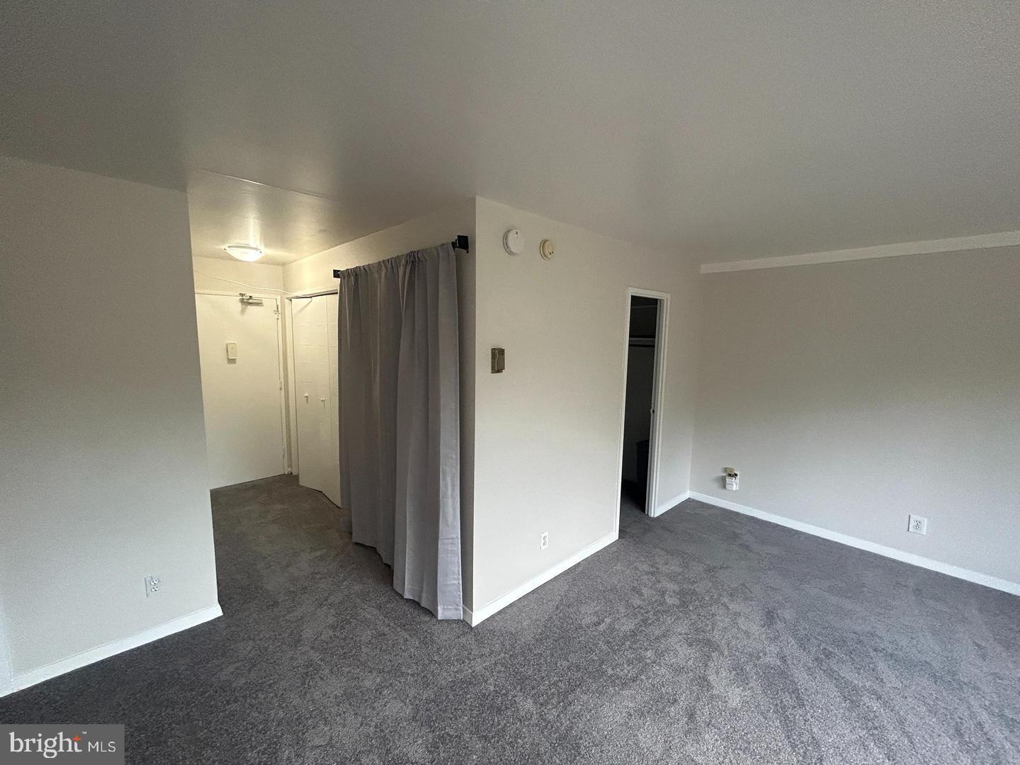 1900 LYTTONSVILLE ROAD 502