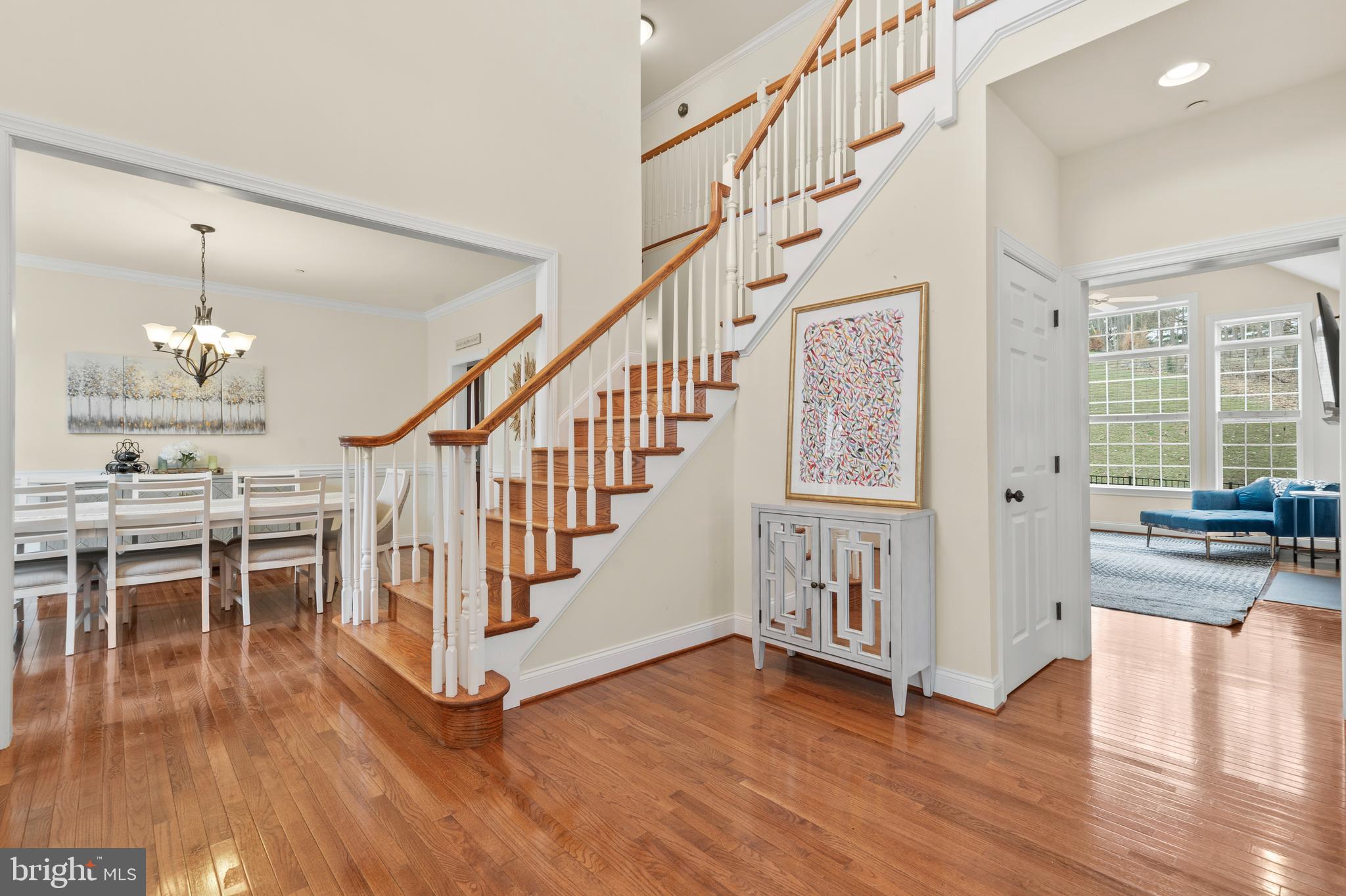 776 BARRY DRIVE