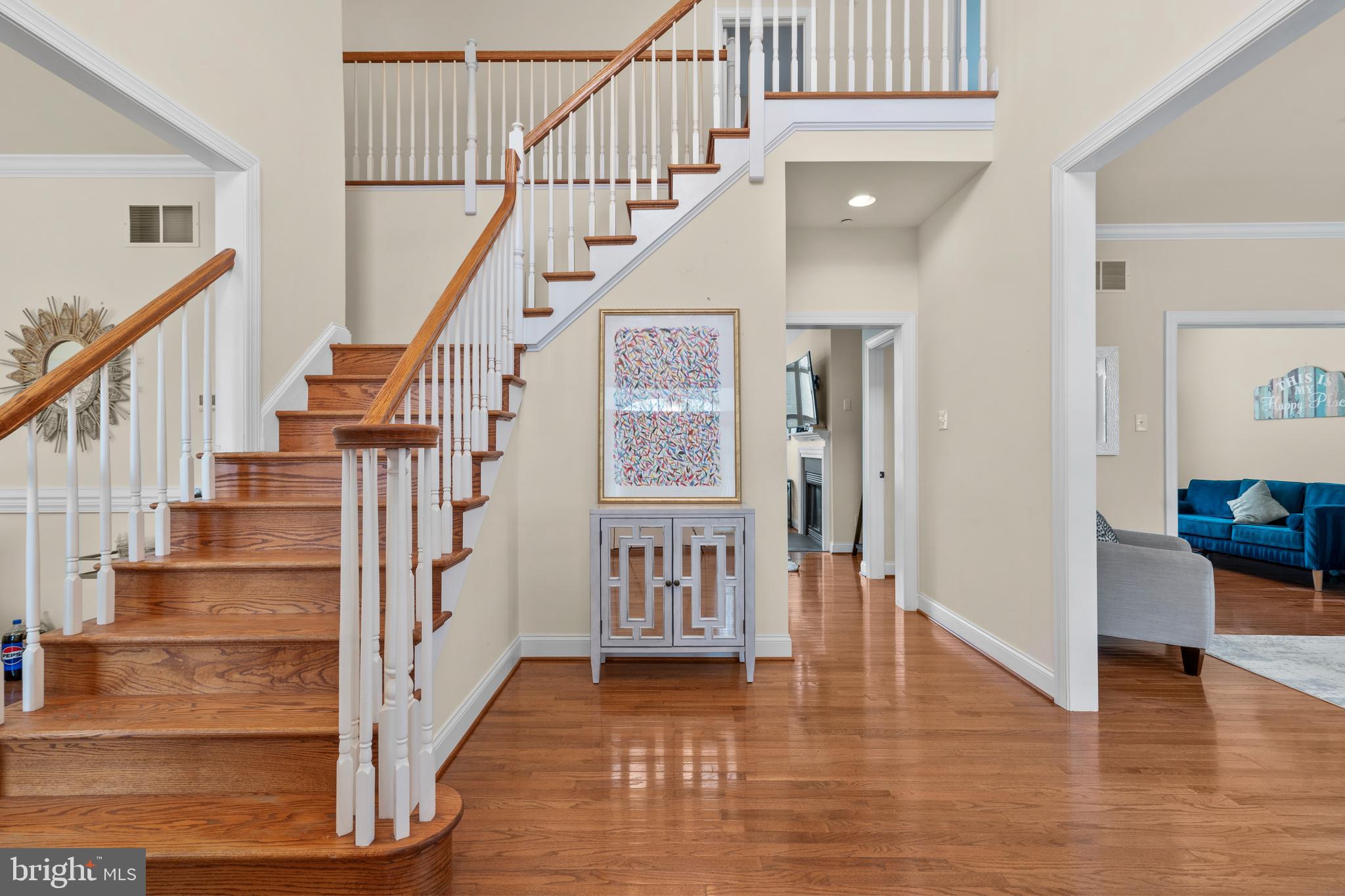 776 BARRY DRIVE
