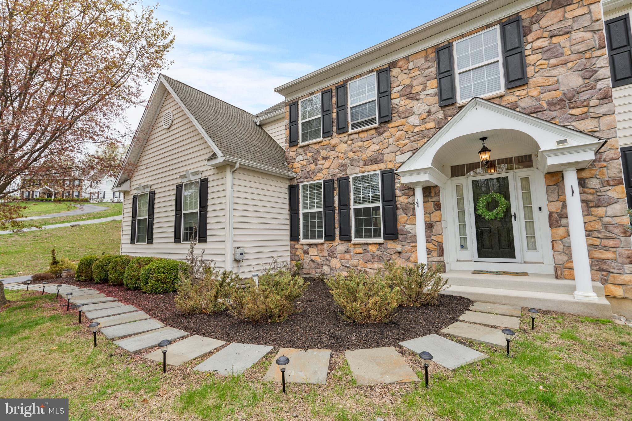 776 BARRY DRIVE