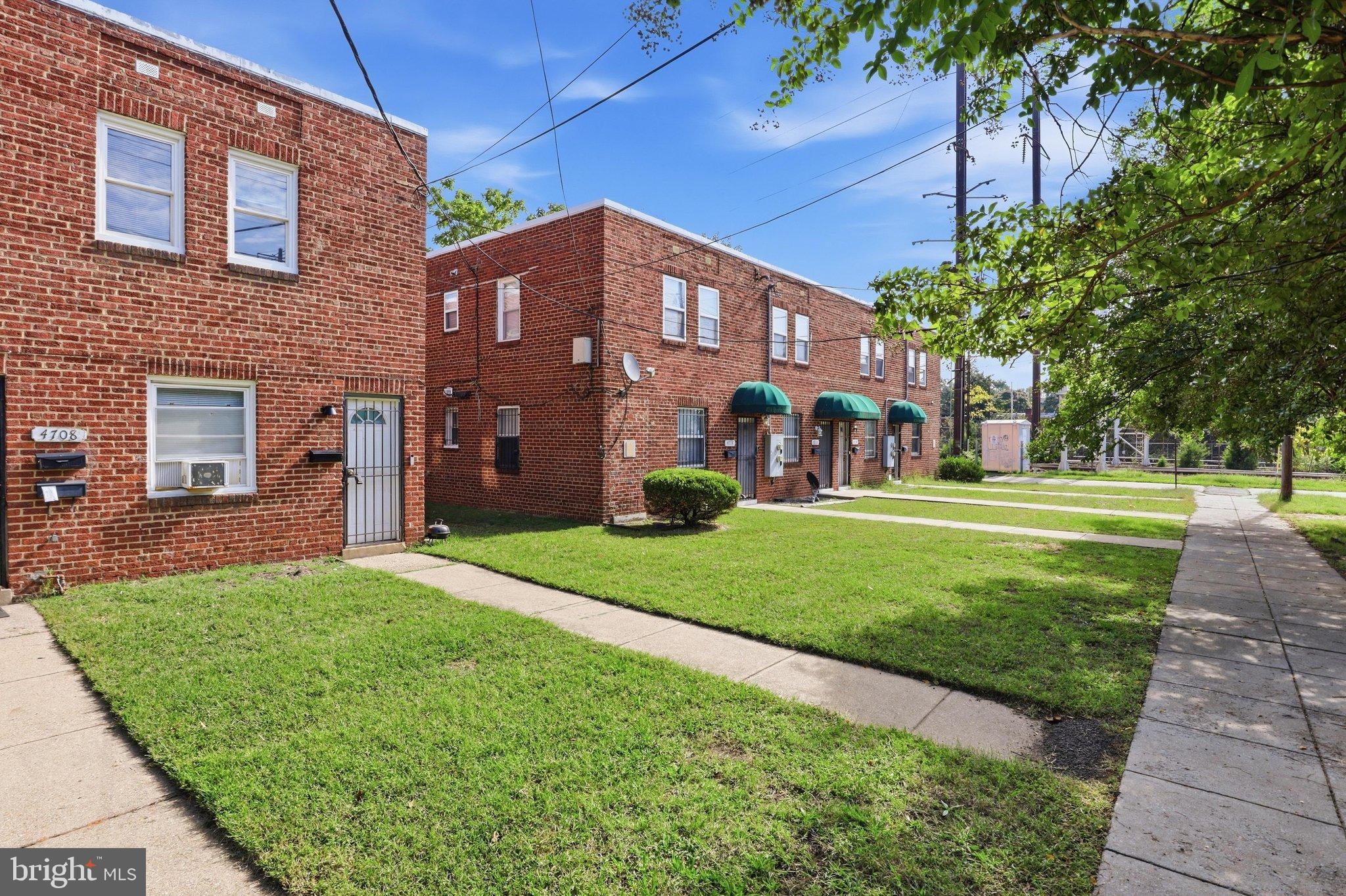 4706 QUARLES STREET 4710 NE