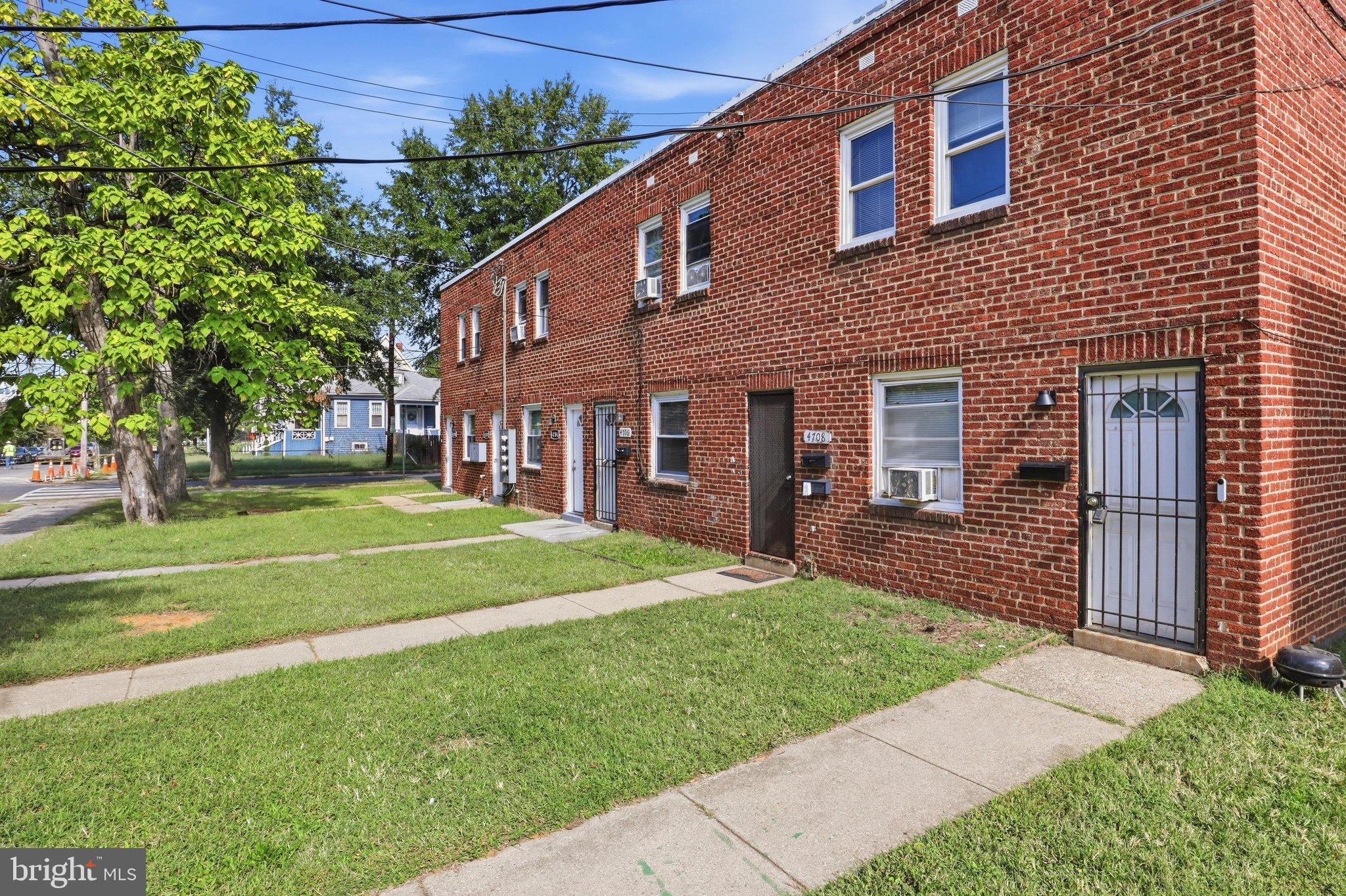 4706 QUARLES STREET 4710 NE