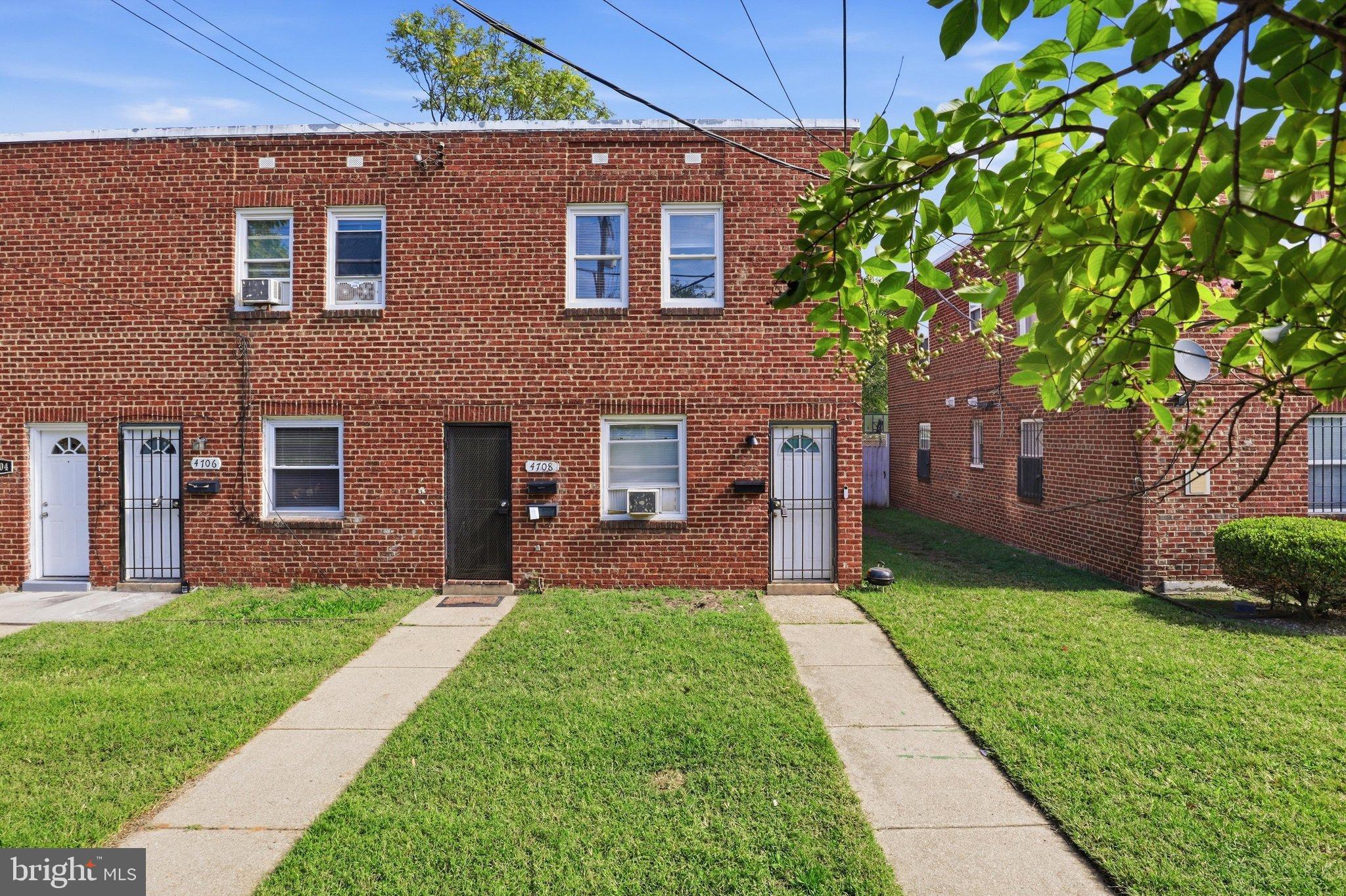 4706 QUARLES STREET 4710 NE