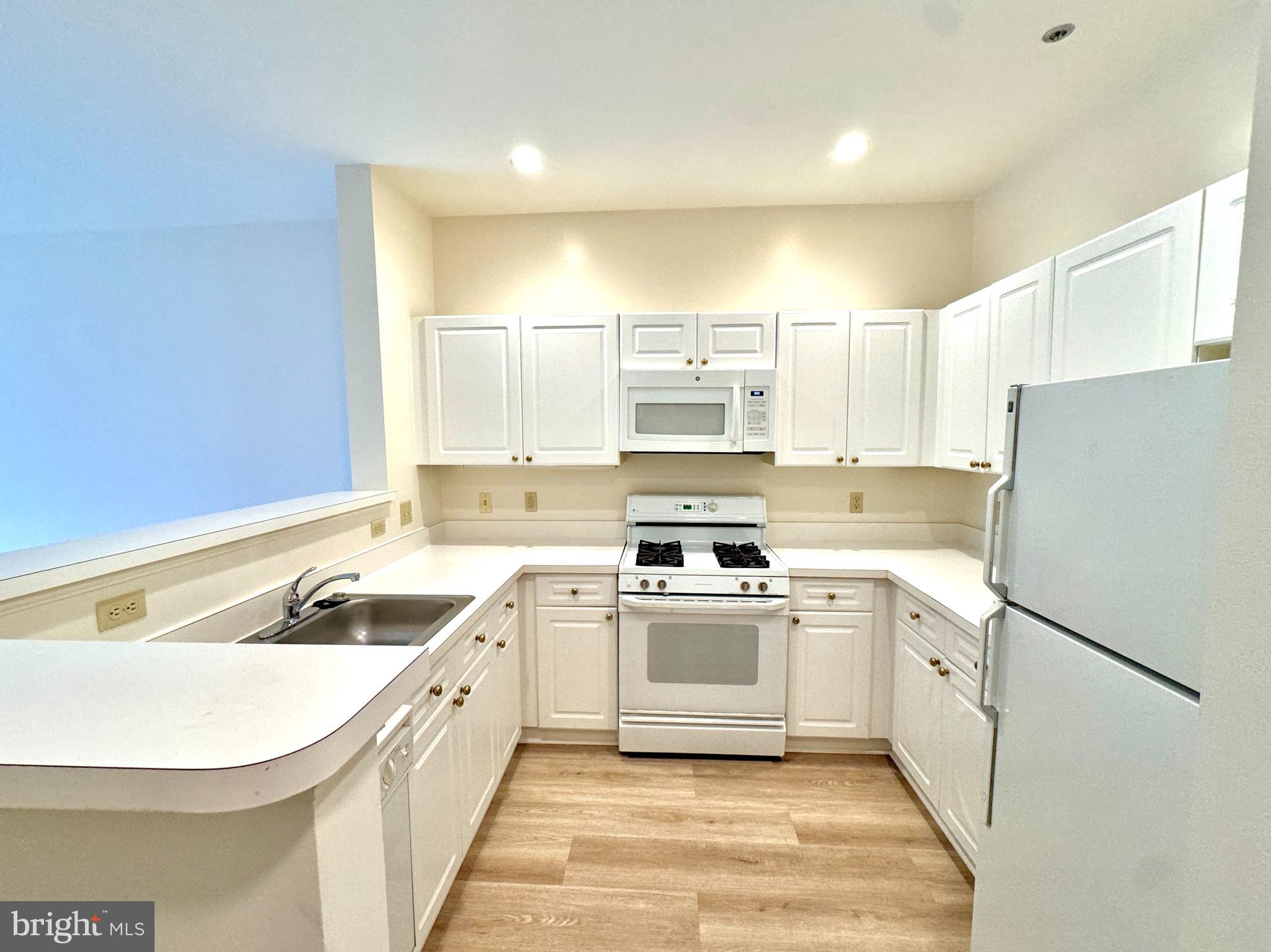 LILLIAN COURT AT TYSONS - Residential Lease